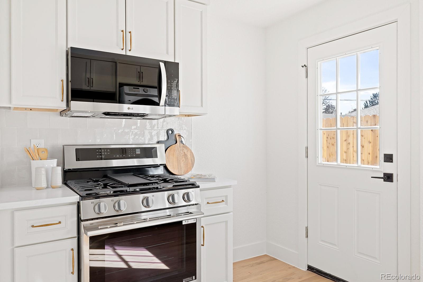 MLS Image #13 for 762  dahlia street ,denver, Colorado