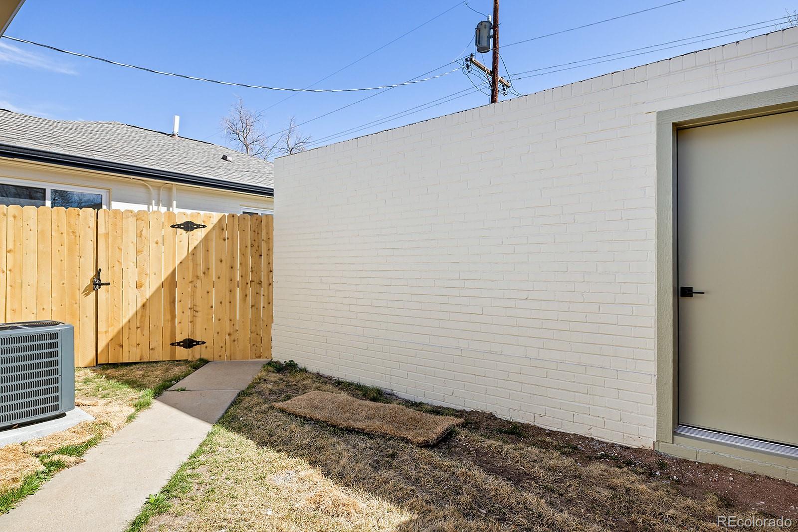 MLS Image #18 for 762  dahlia street ,denver, Colorado