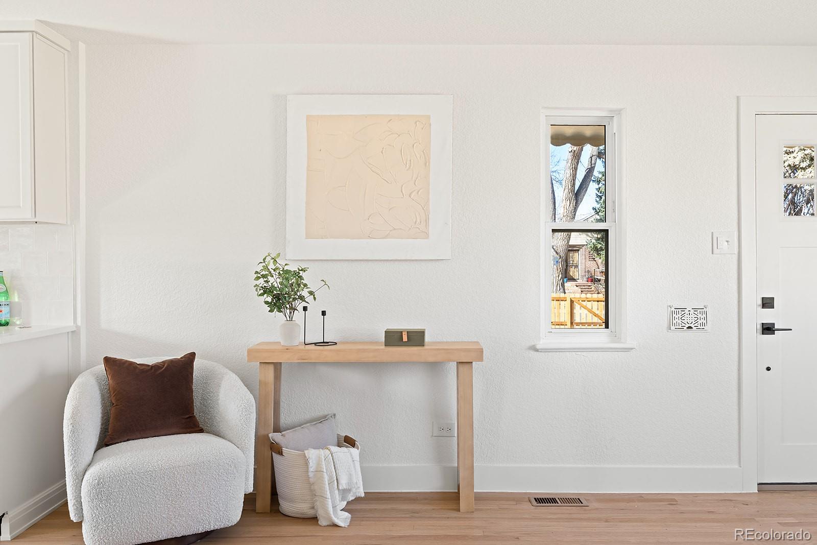 MLS Image #7 for 762  dahlia street ,denver, Colorado