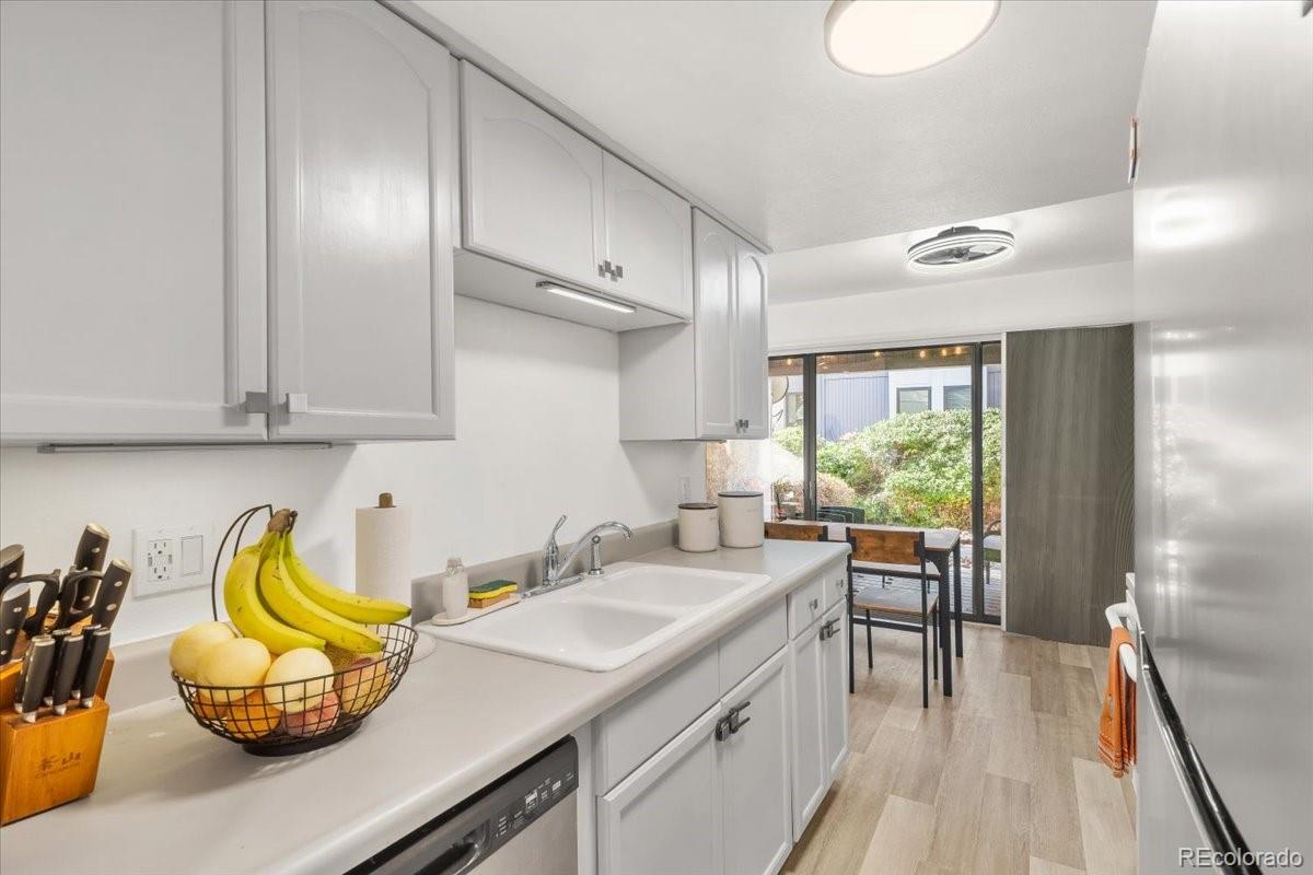 MLS Image #12 for 6480 s dayton street,englewood, Colorado