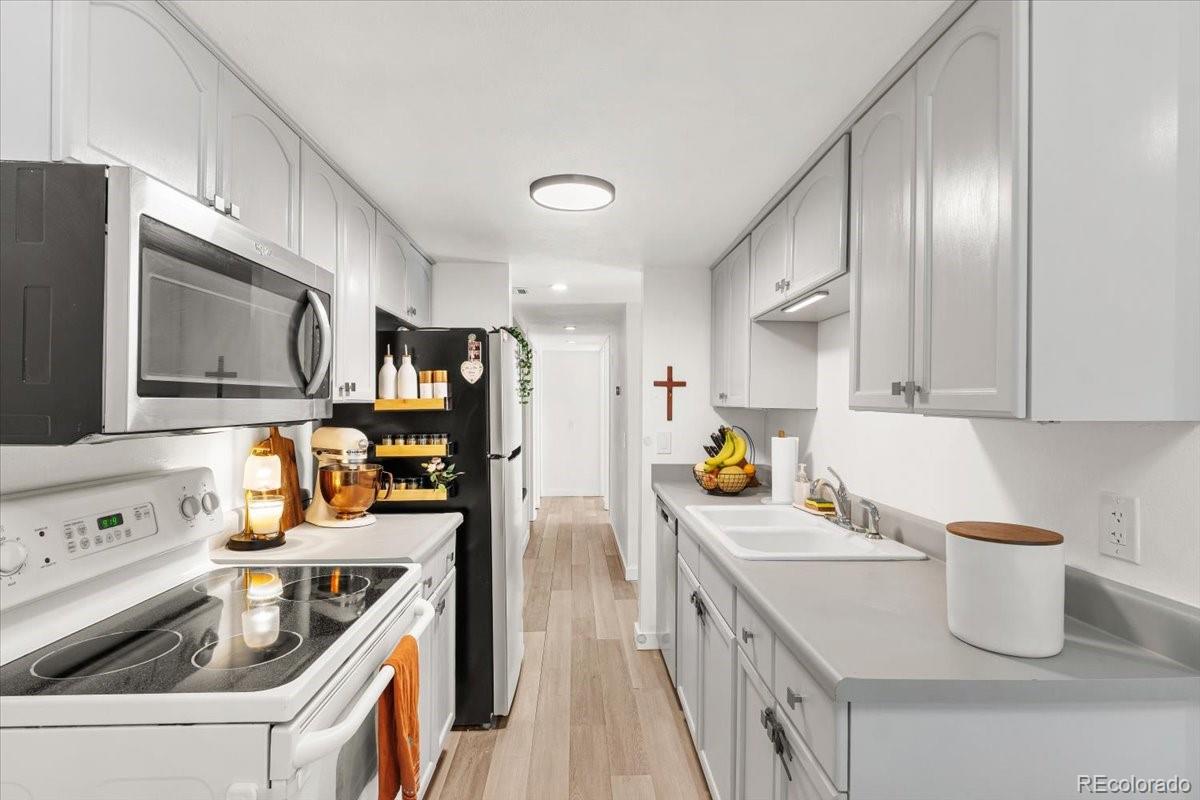 MLS Image #4 for 6480 s dayton street,englewood, Colorado