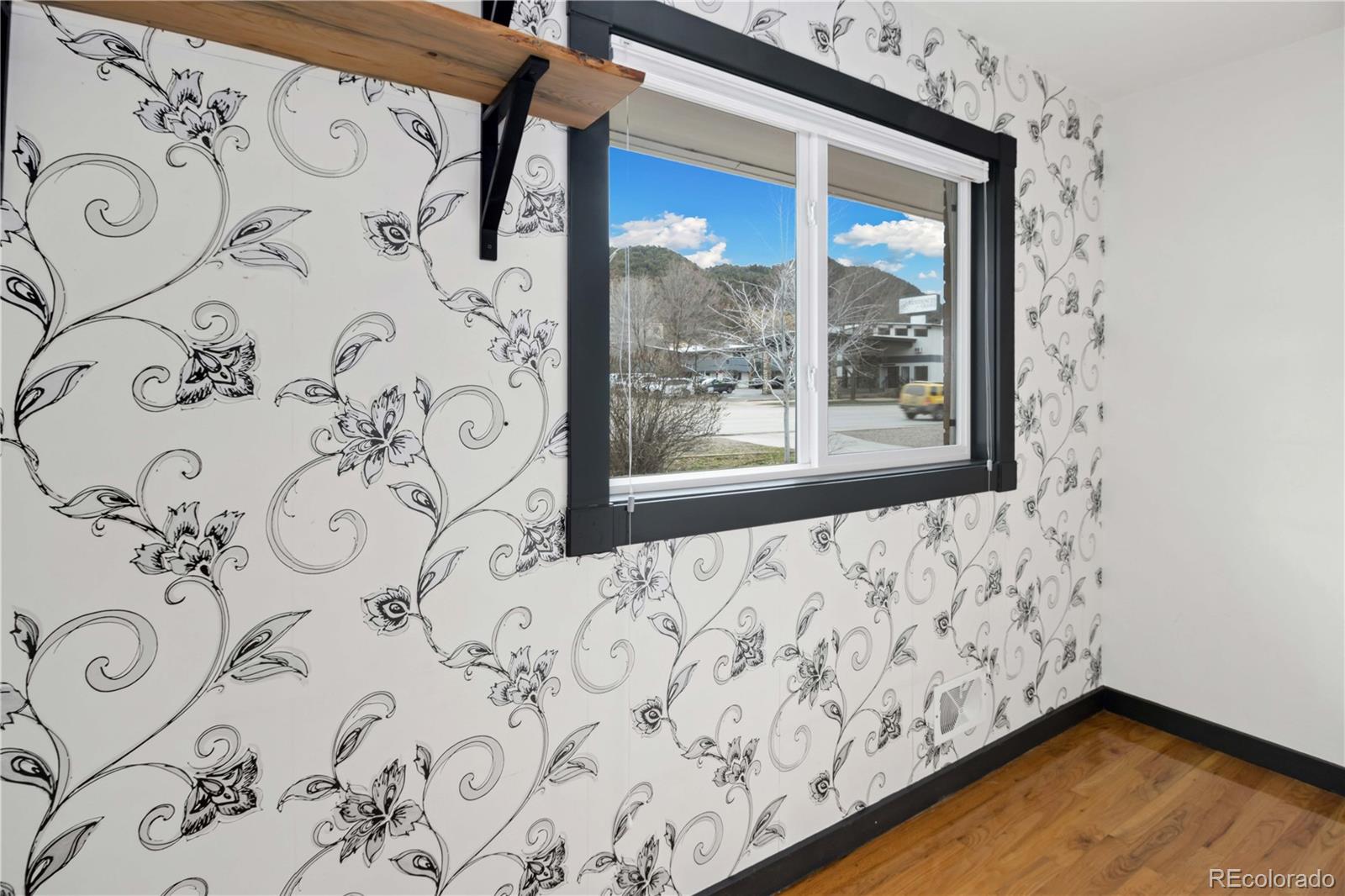 MLS Image #14 for 1809  grand avenue,glenwood springs, Colorado