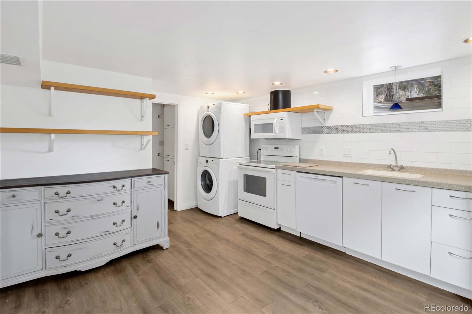 MLS Image #15 for 1809  grand avenue,glenwood springs, Colorado