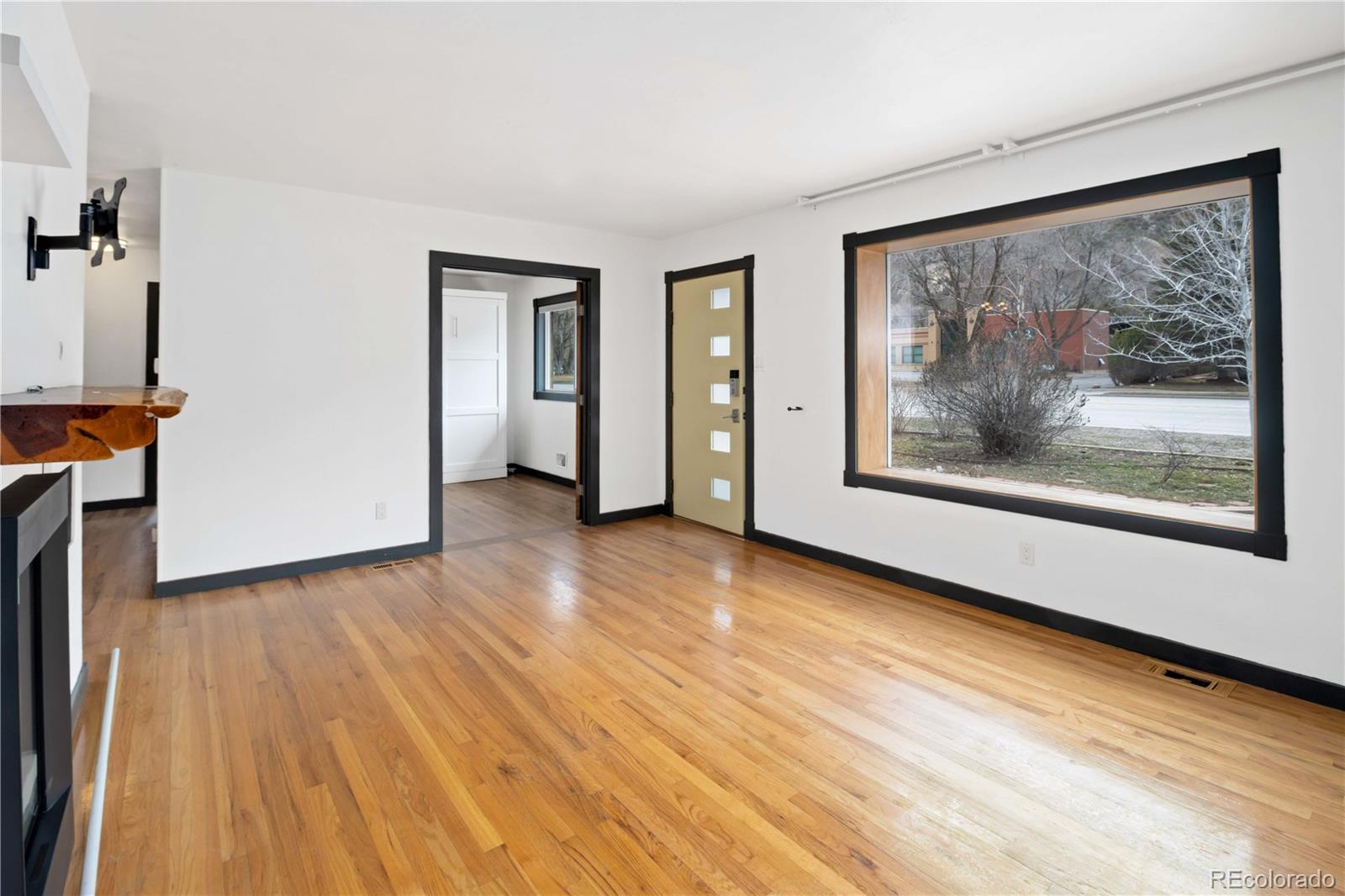 MLS Image #5 for 1809  grand avenue,glenwood springs, Colorado