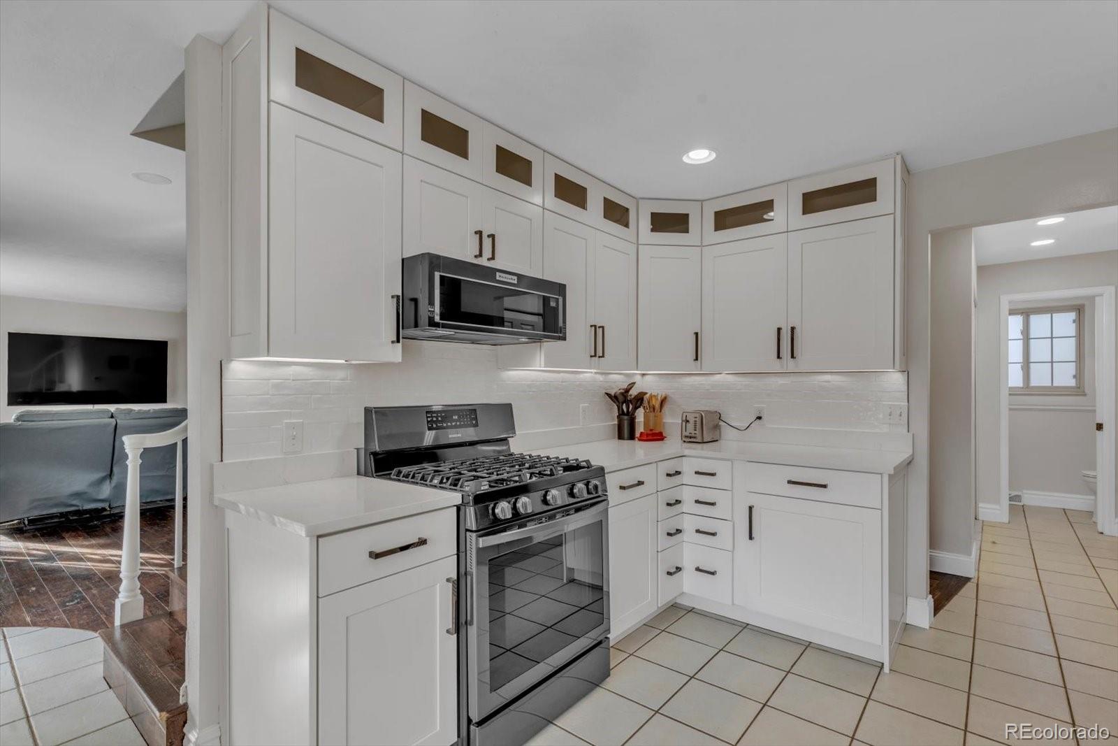 MLS Image #5 for 6463 w 85th avenue,arvada, Colorado