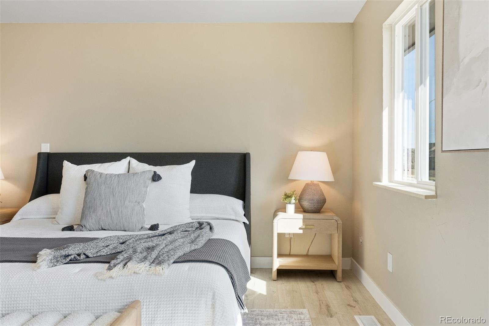 MLS Image #11 for 8671 w stanford avenue,littleton, Colorado