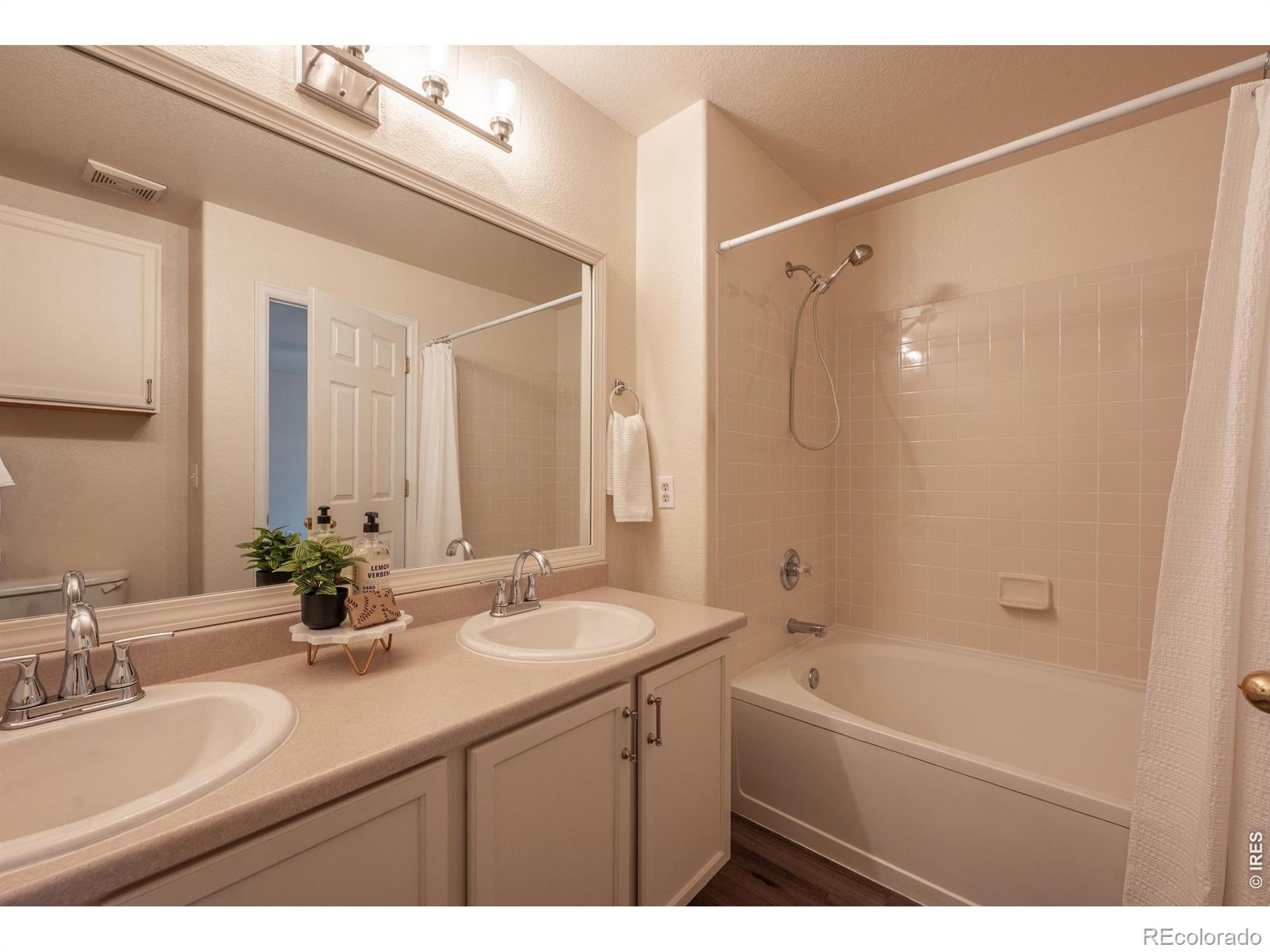 MLS Image #31 for 1159  fall river circle,longmont, Colorado
