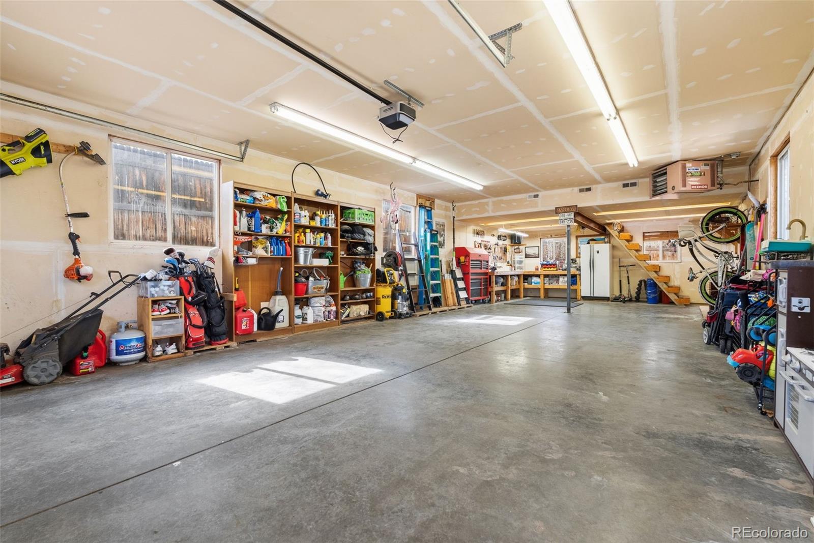 MLS Image #36 for 5073 s newton street,littleton, Colorado