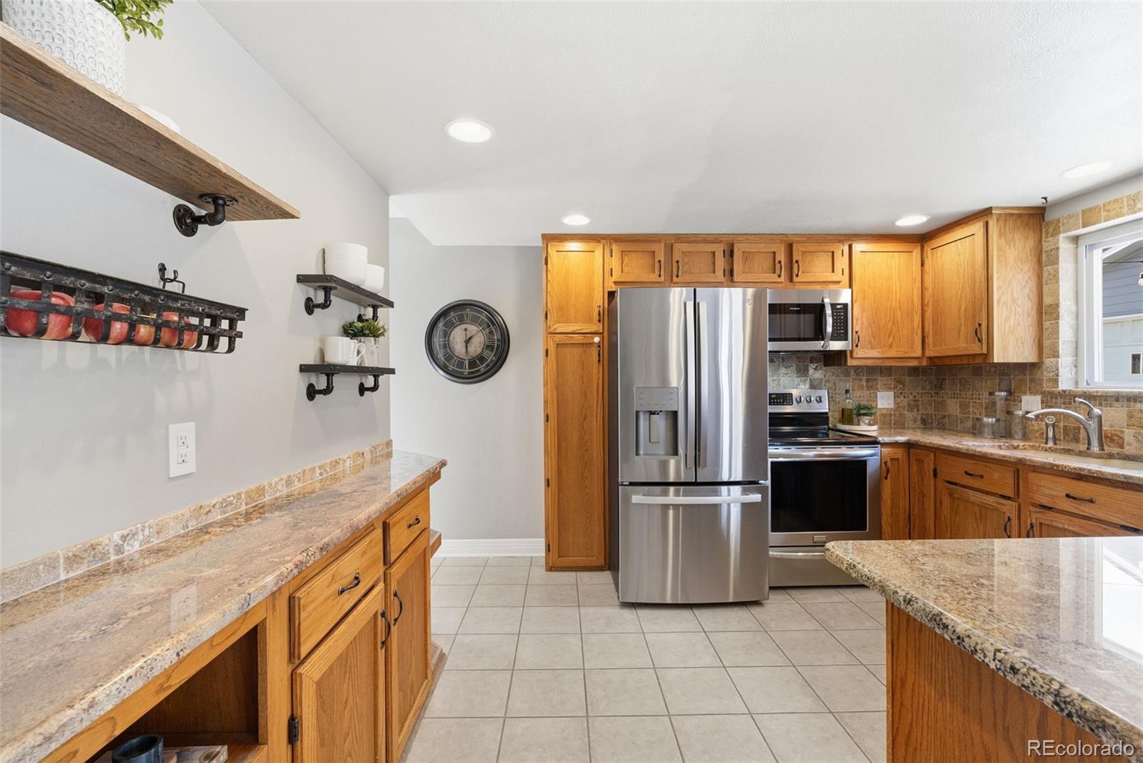 MLS Image #7 for 5073 s newton street,littleton, Colorado