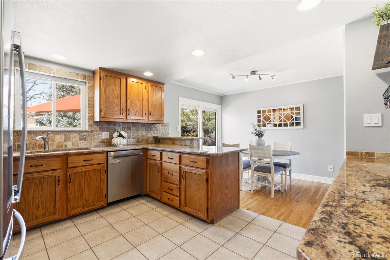 MLS Image #9 for 5073 s newton street,littleton, Colorado