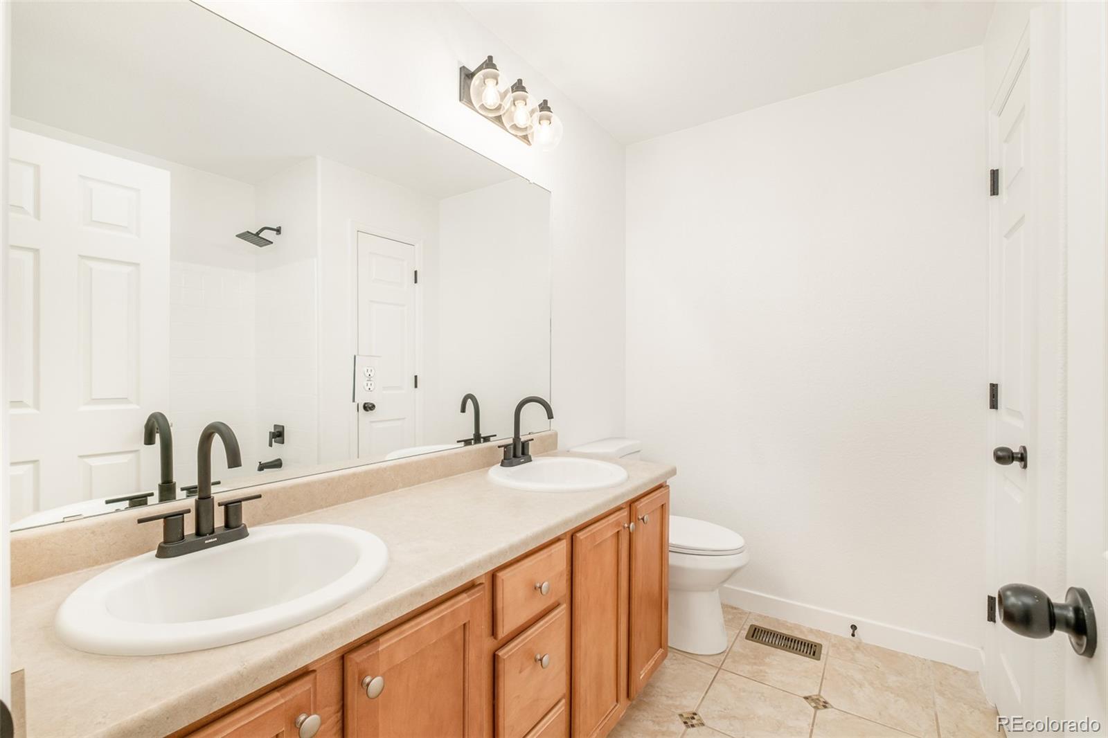 MLS Image #28 for 4955 s elk street,aurora, Colorado