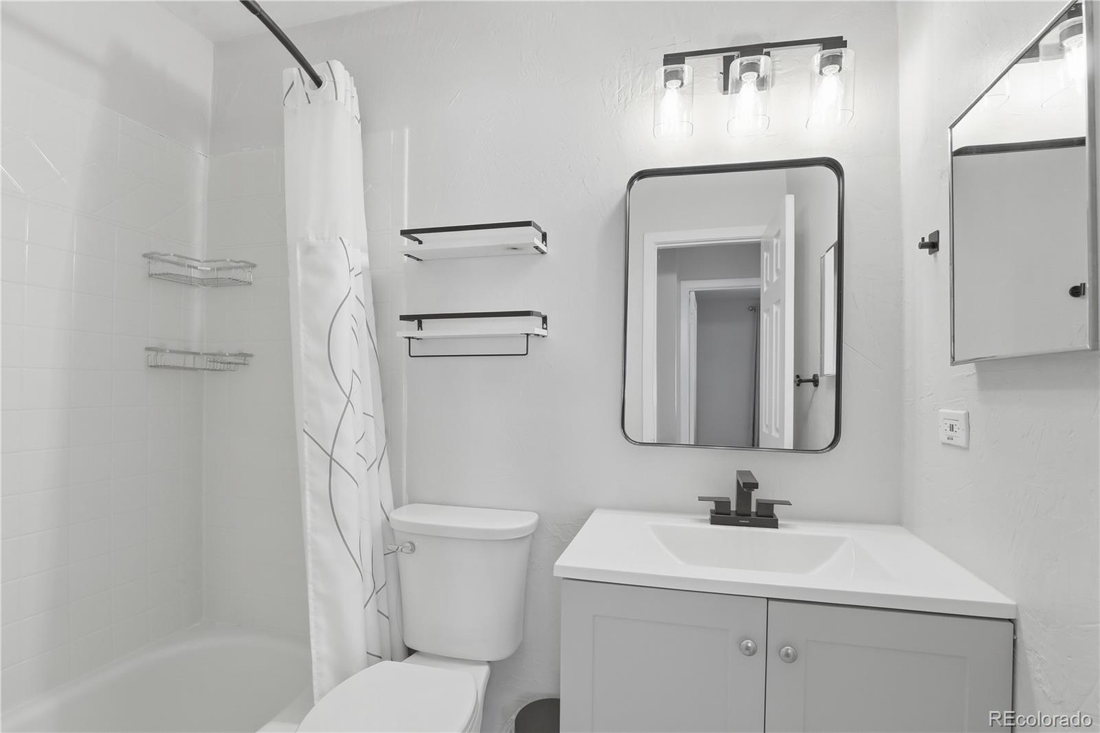 MLS Image #4 for 1390  everett court 209,lakewood, Colorado
