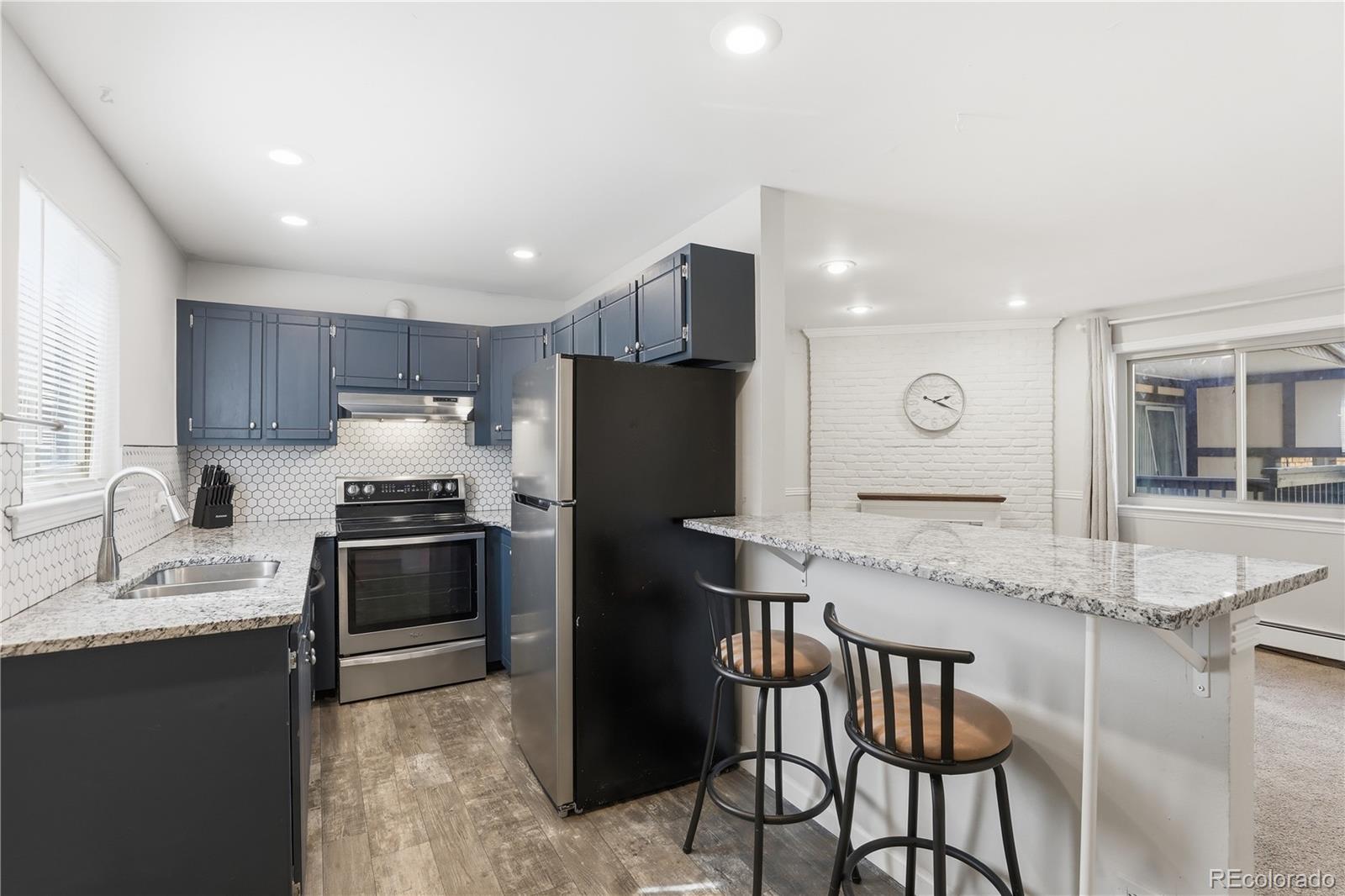 MLS Image #7 for 1390  everett court 209,lakewood, Colorado