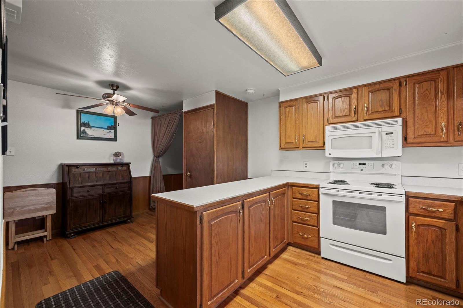MLS Image #10 for 7366 w 75th avenue,arvada, Colorado