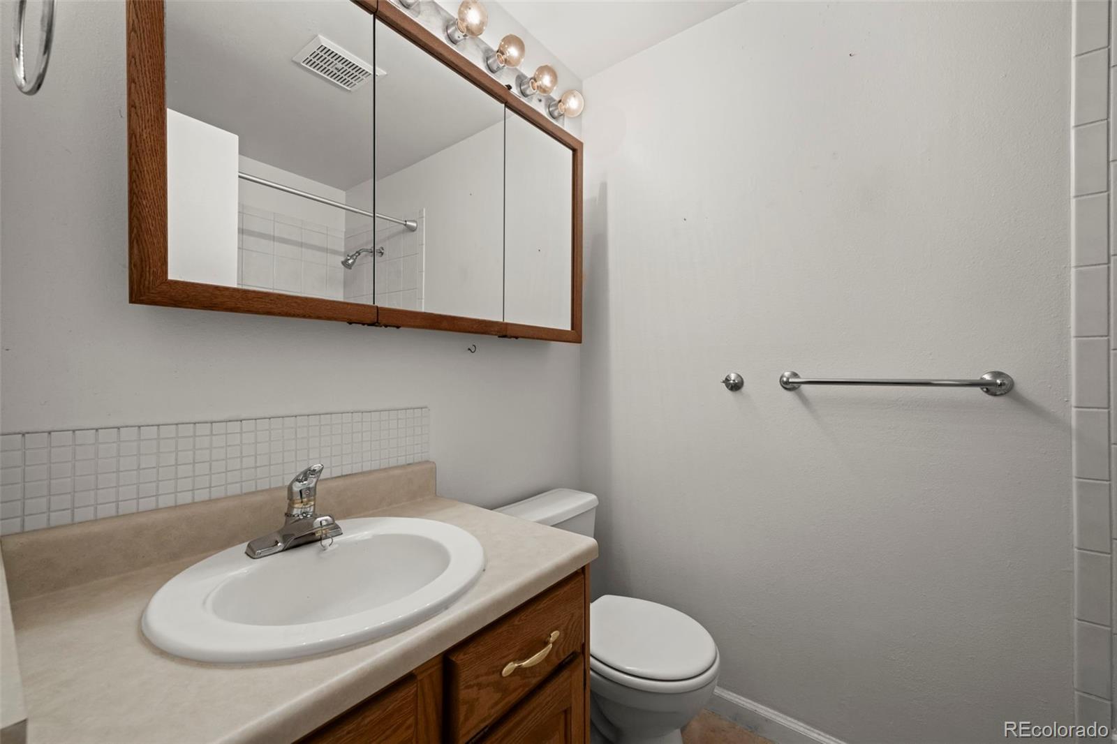 MLS Image #27 for 7366 w 75th avenue,arvada, Colorado