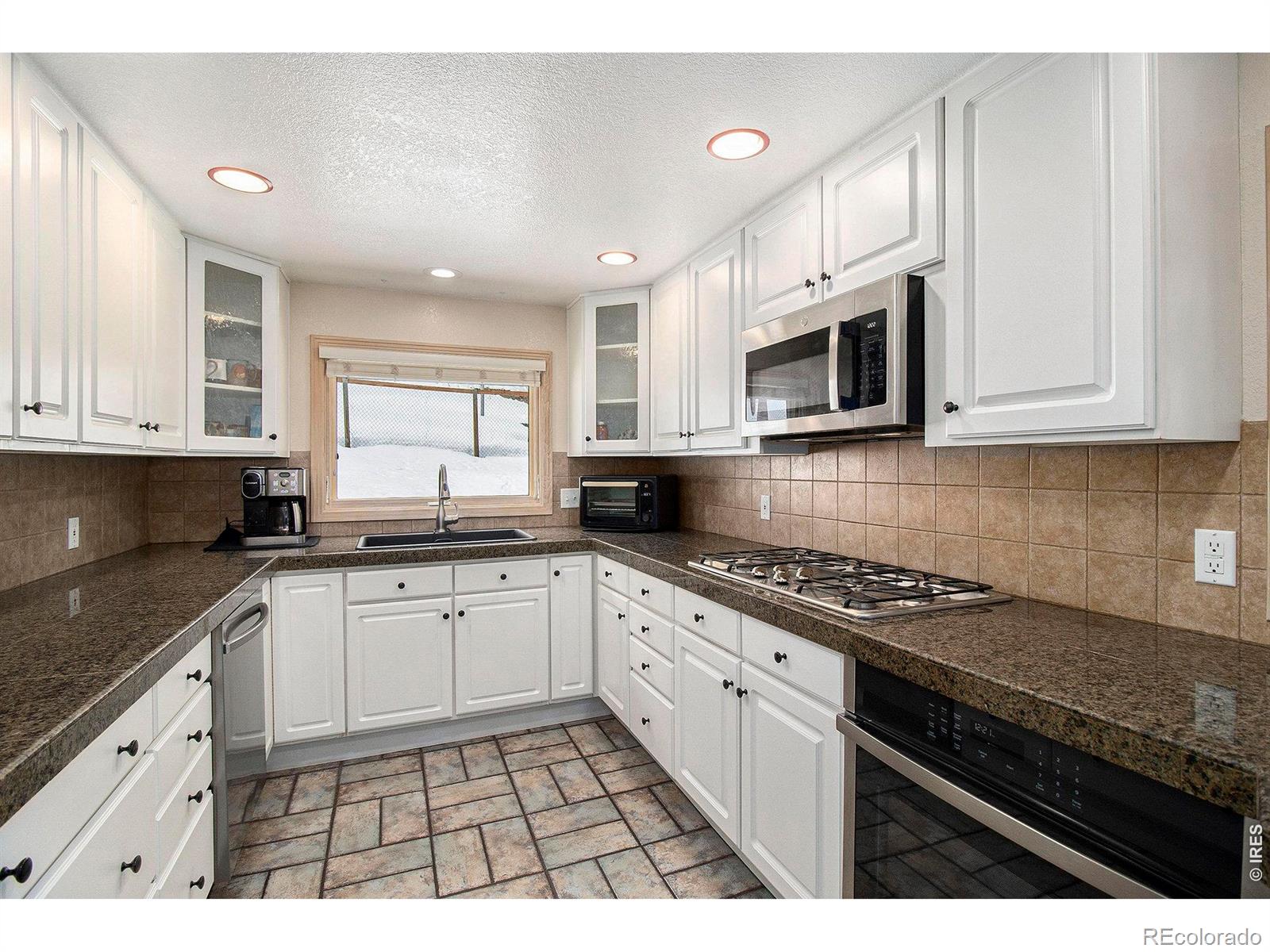 MLS Image #8 for 355  cedar drive,lyons, Colorado