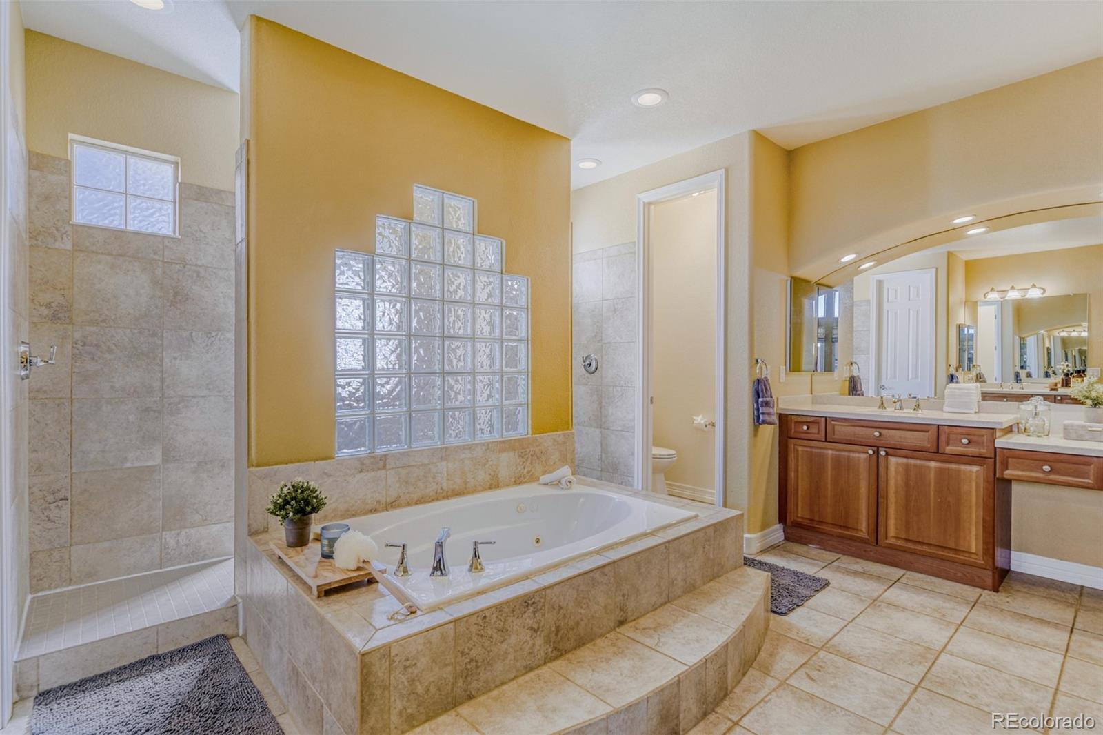 MLS Image #23 for 7317 s valdai circle,aurora, Colorado
