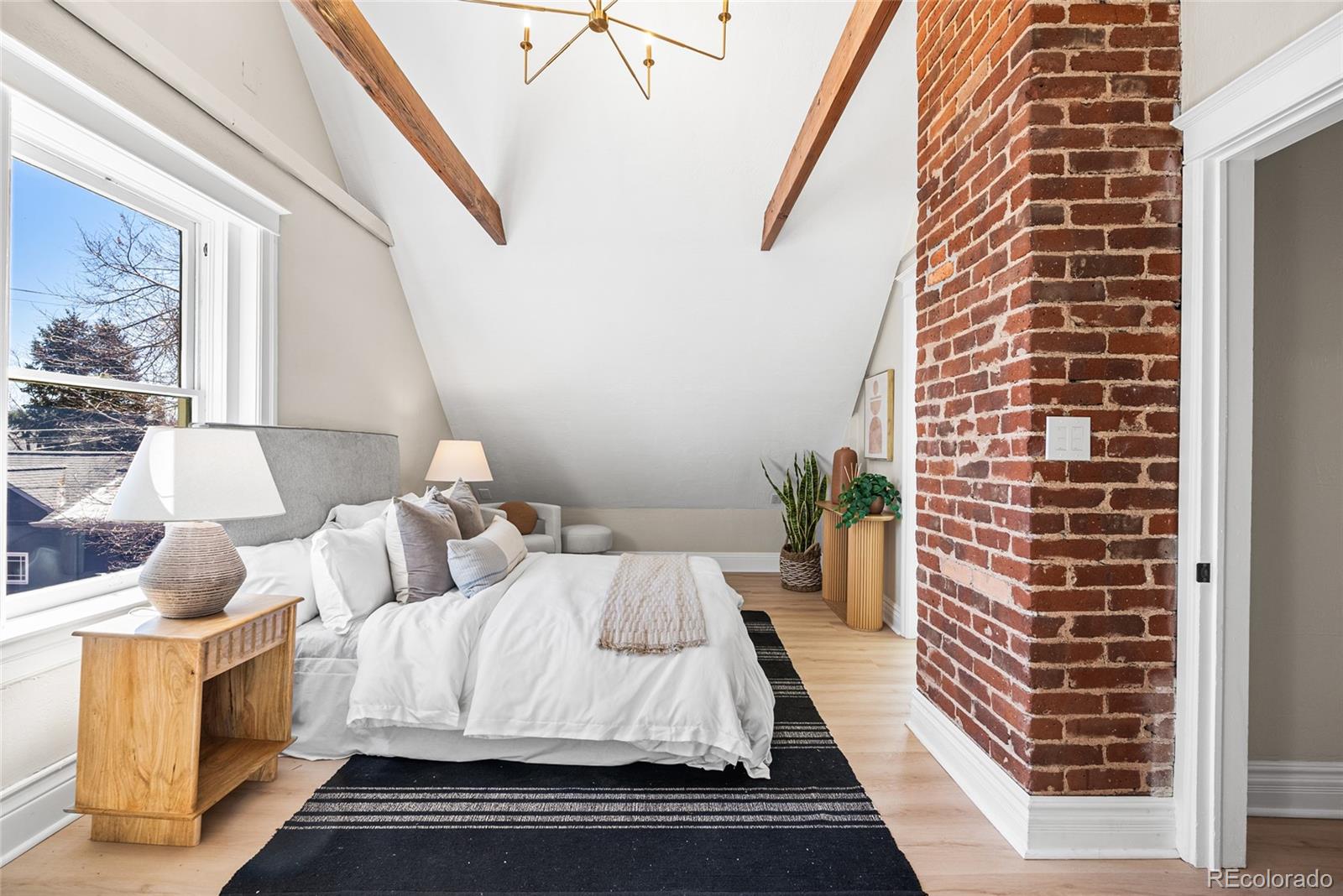 MLS Image #24 for 1042 s pearl street,denver, Colorado