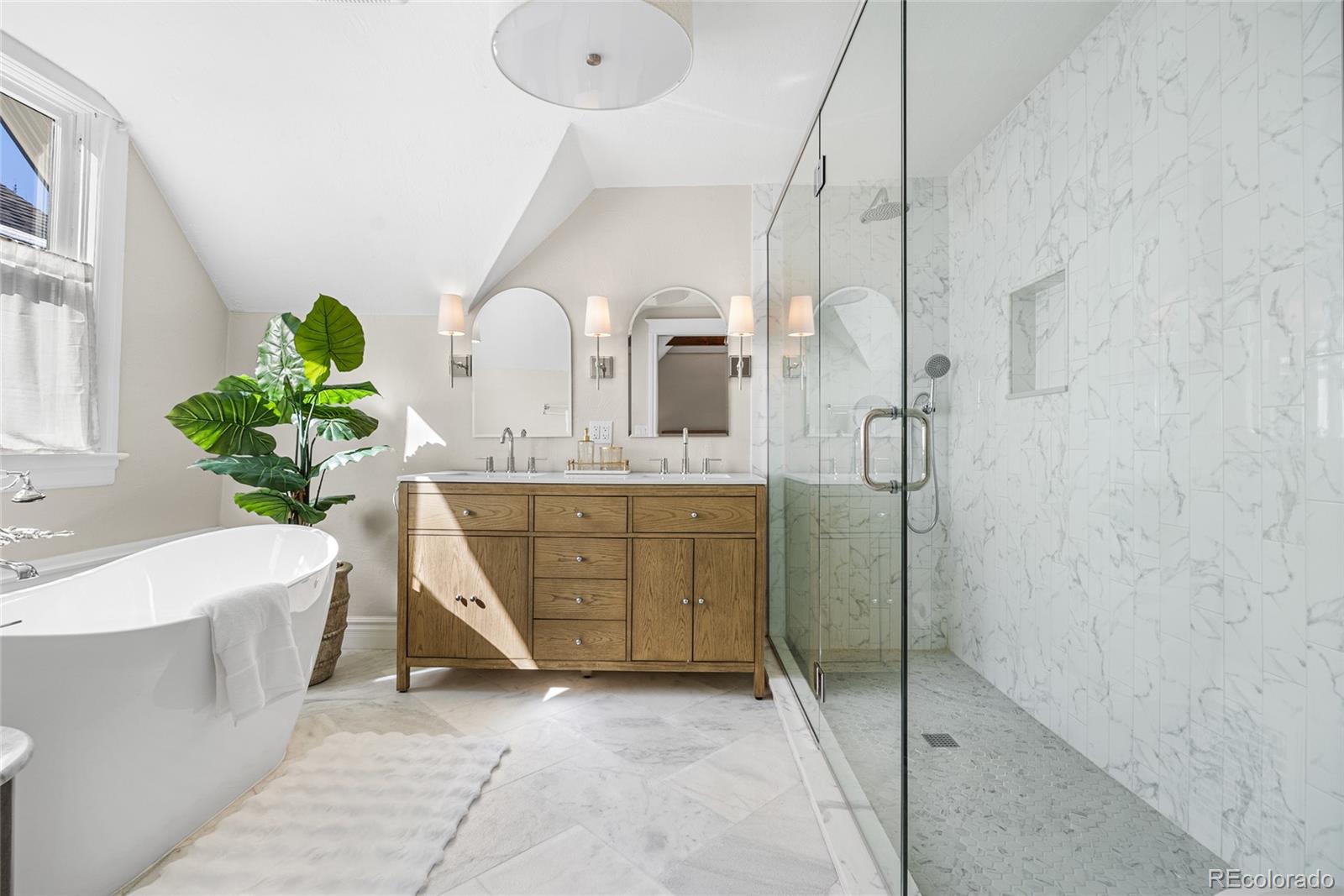MLS Image #29 for 1042 s pearl street,denver, Colorado