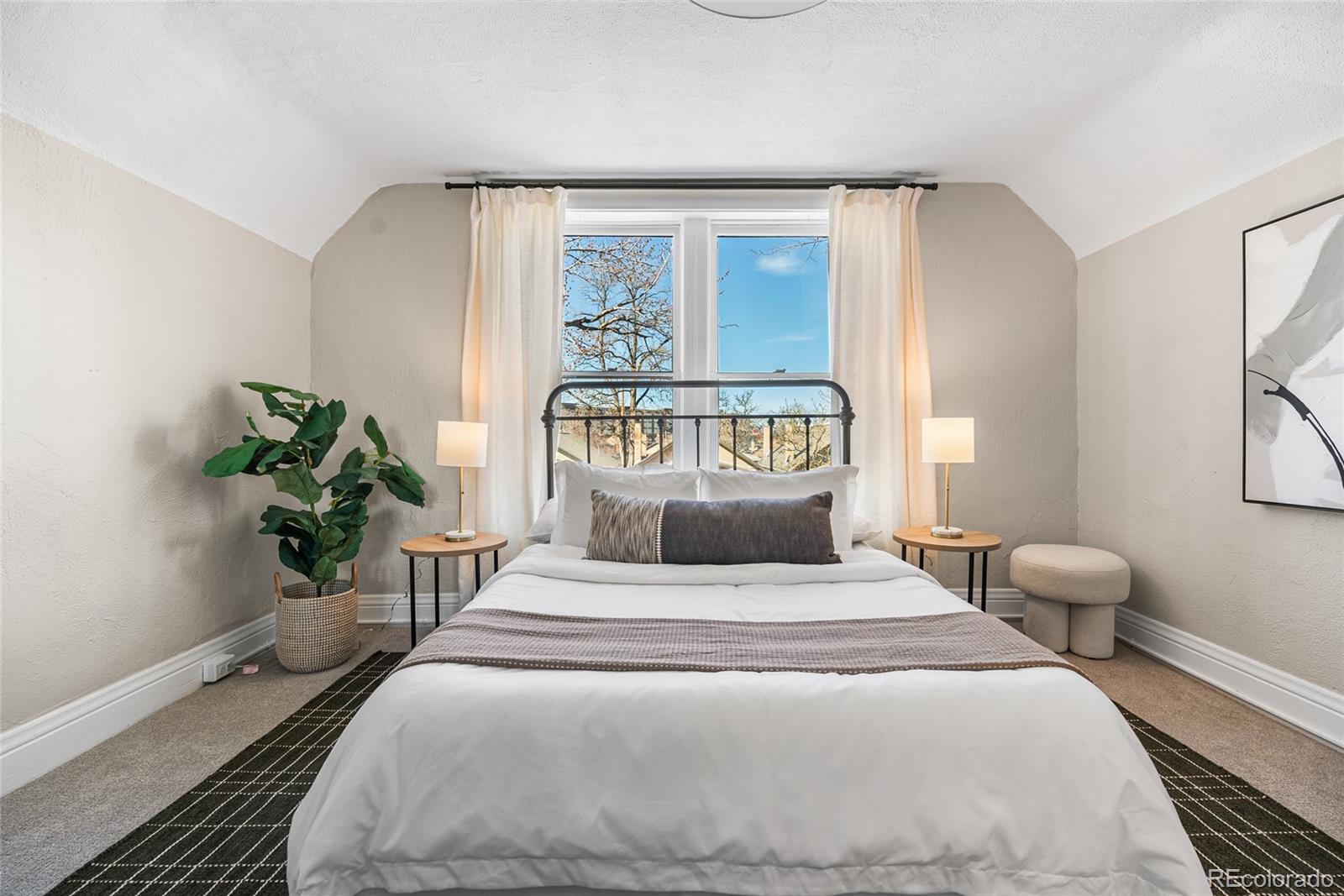 MLS Image #31 for 1042 s pearl street,denver, Colorado