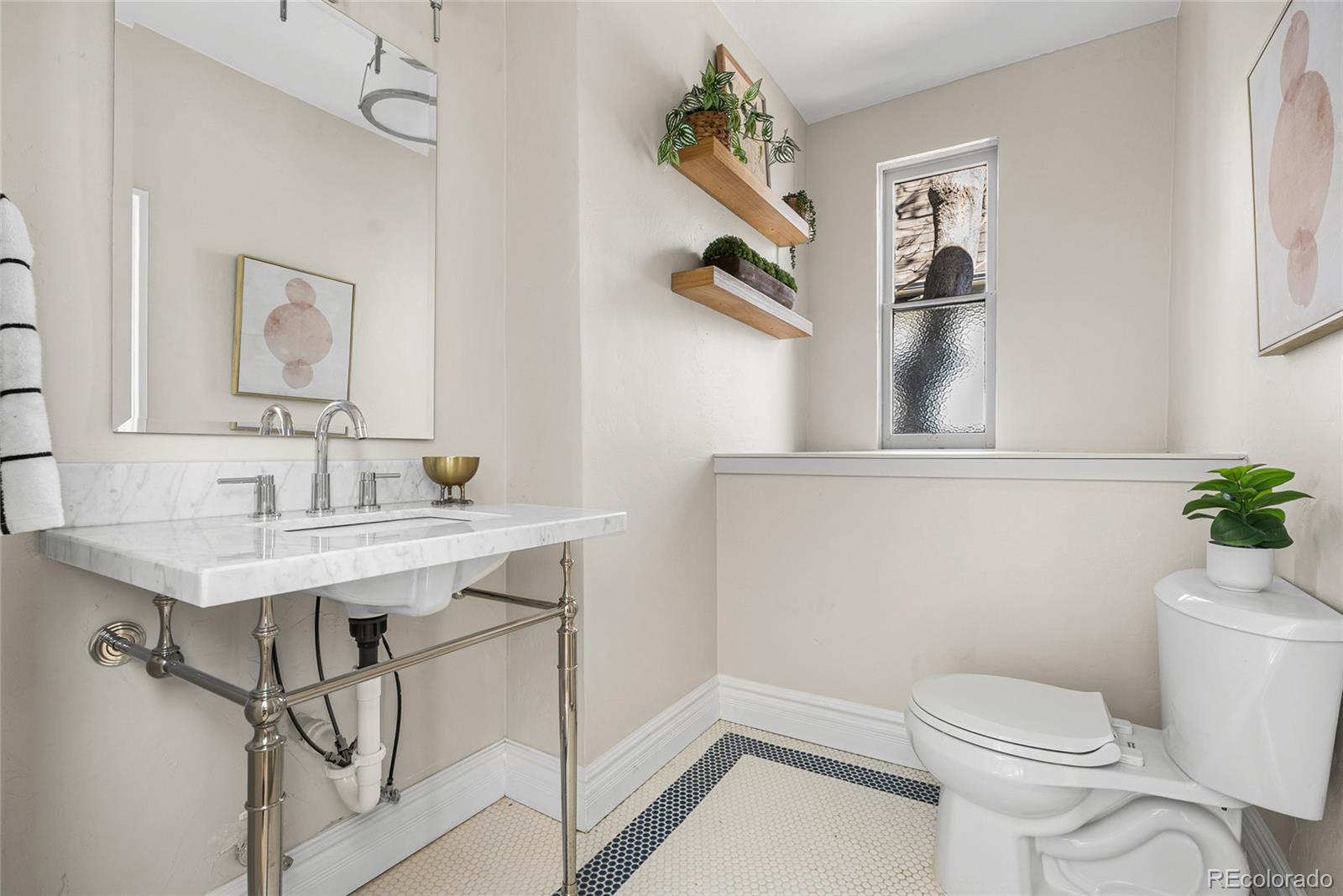 MLS Image #35 for 1042 s pearl street,denver, Colorado