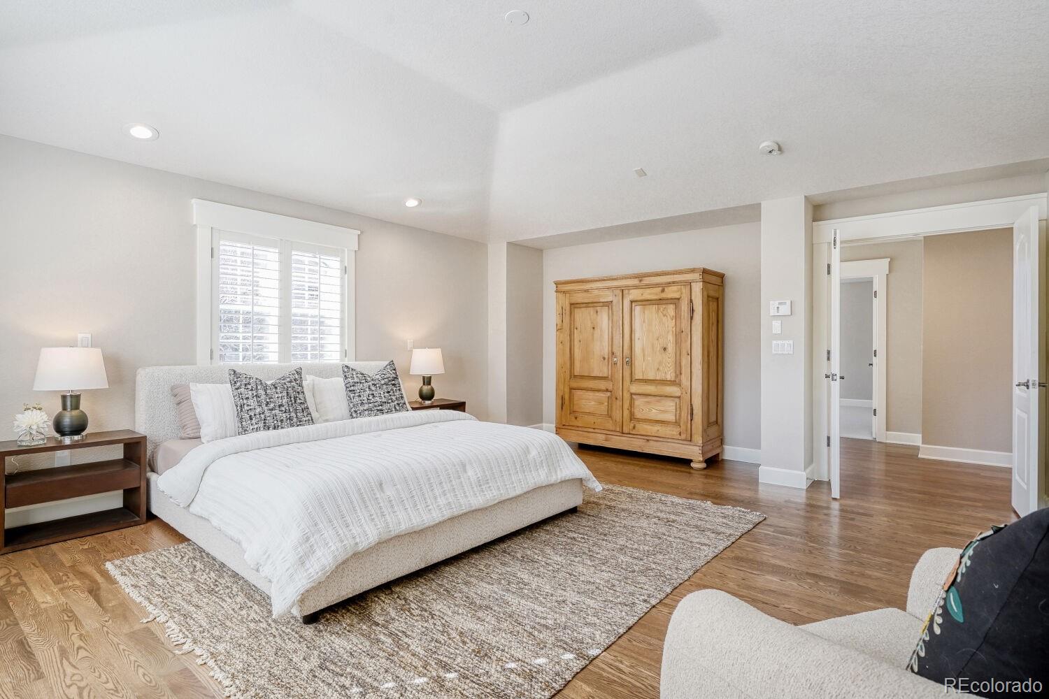 MLS Image #12 for 7752 e 8th place,denver, Colorado