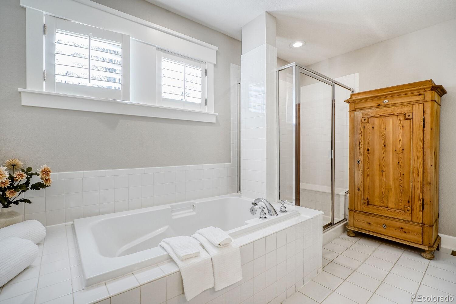MLS Image #15 for 7752 e 8th place,denver, Colorado