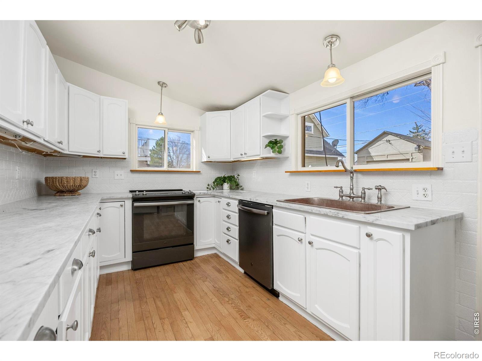 MLS Image #13 for 1009  grant avenue,louisville, Colorado