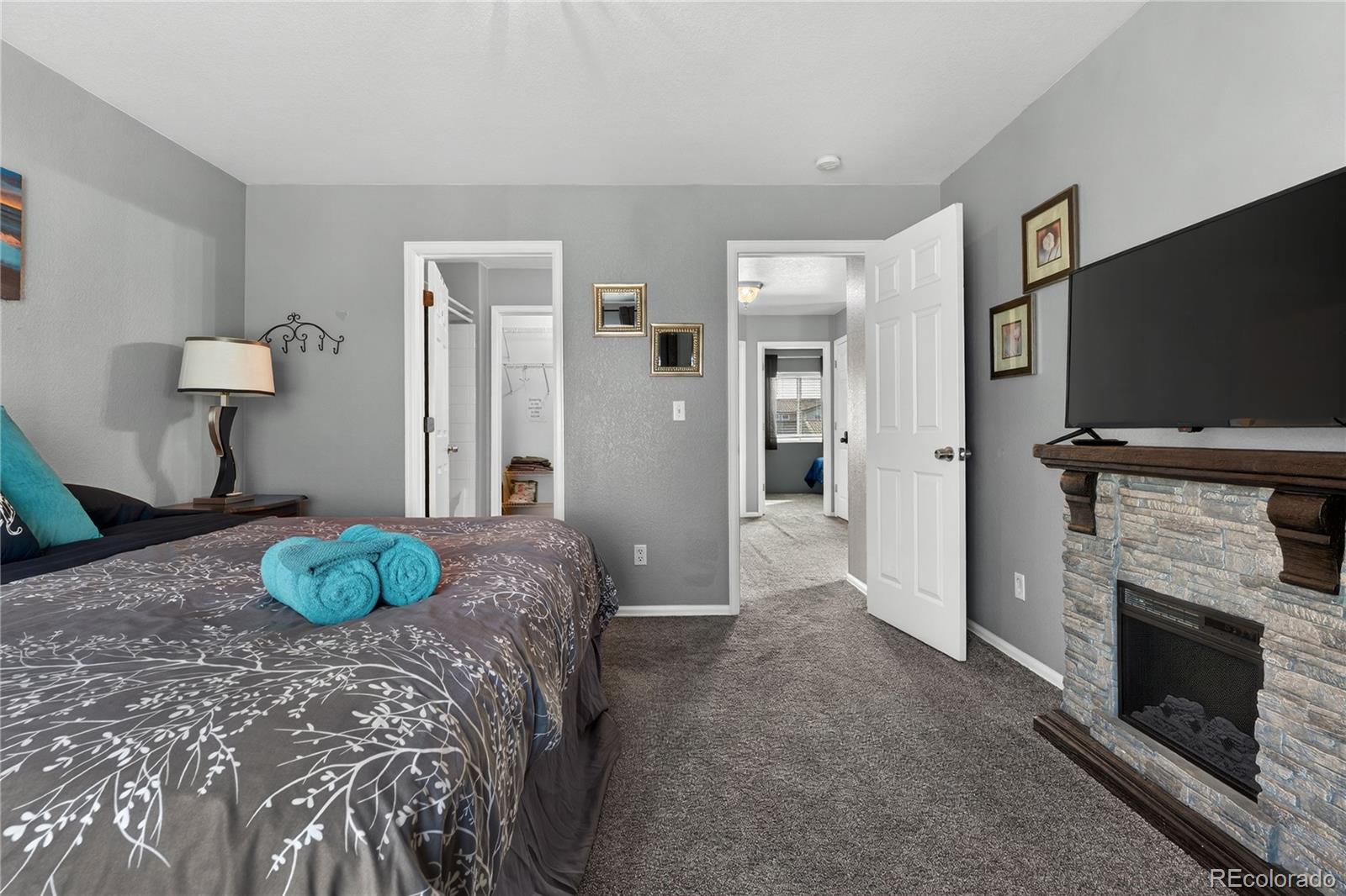 MLS Image #19 for 21429 e 46th avenue,denver, Colorado