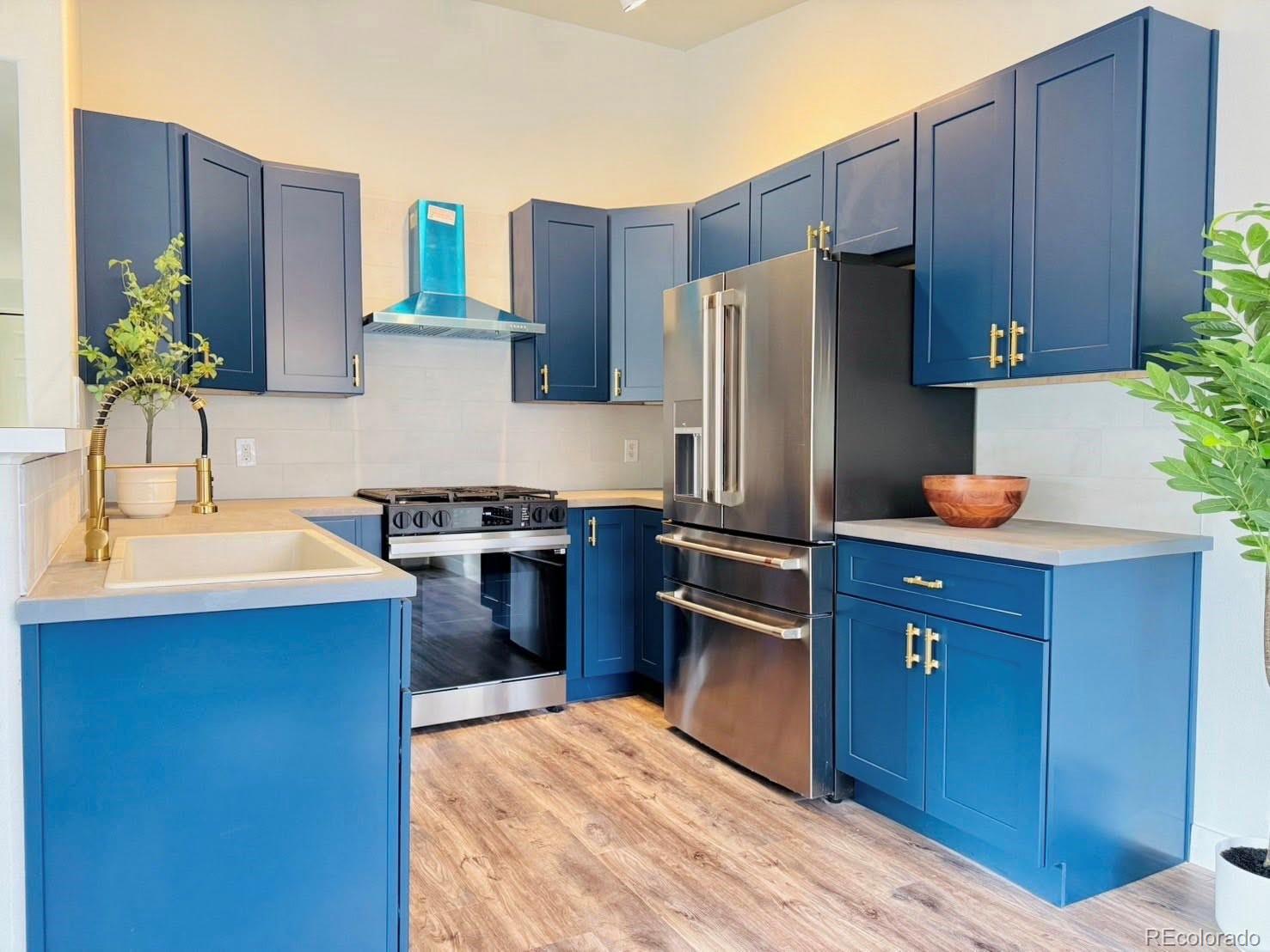MLS Image #1 for 8468  thunder ridge way,highlands ranch, Colorado