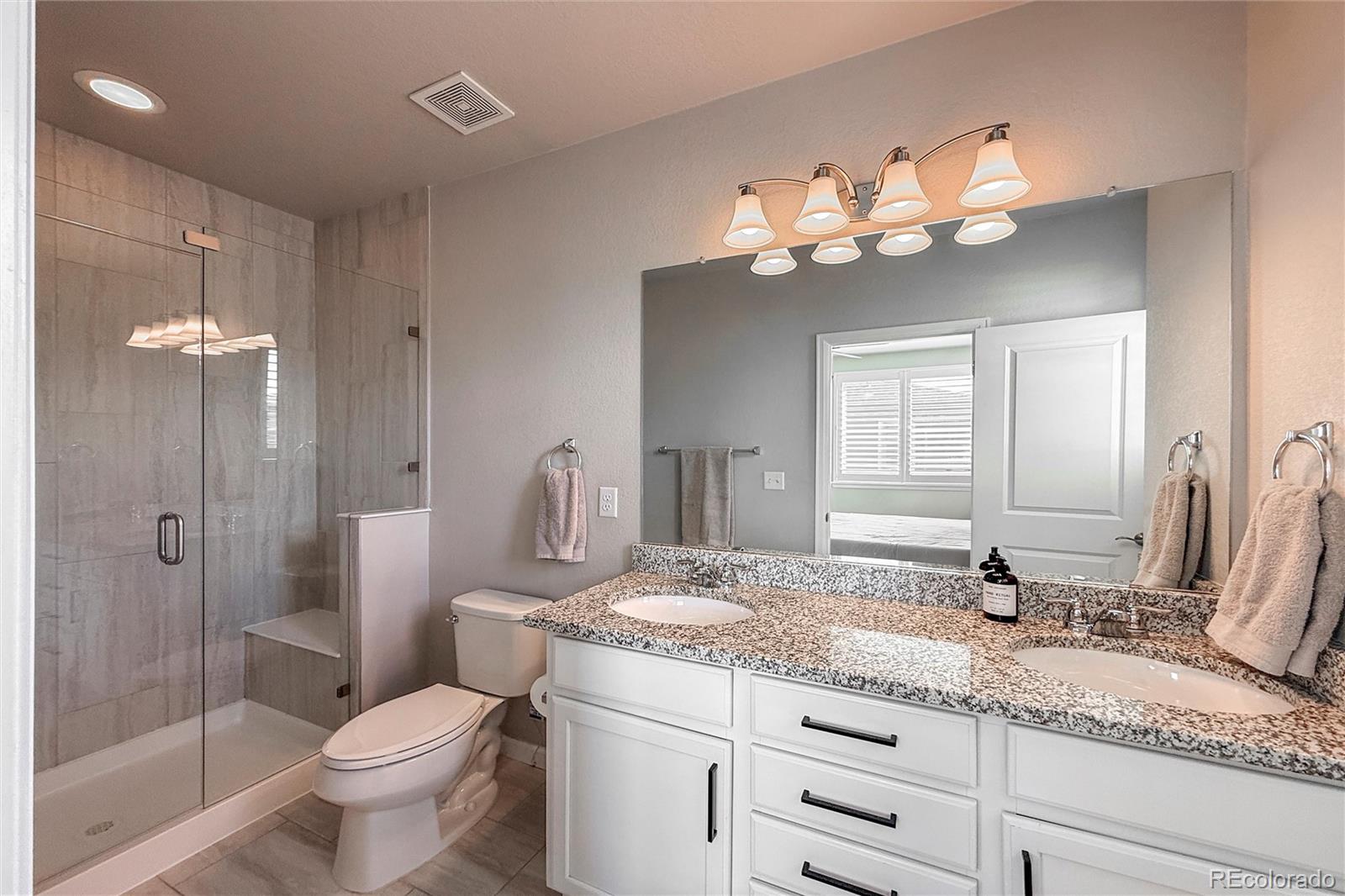 MLS Image #13 for 4140 e warren avenue,denver, Colorado