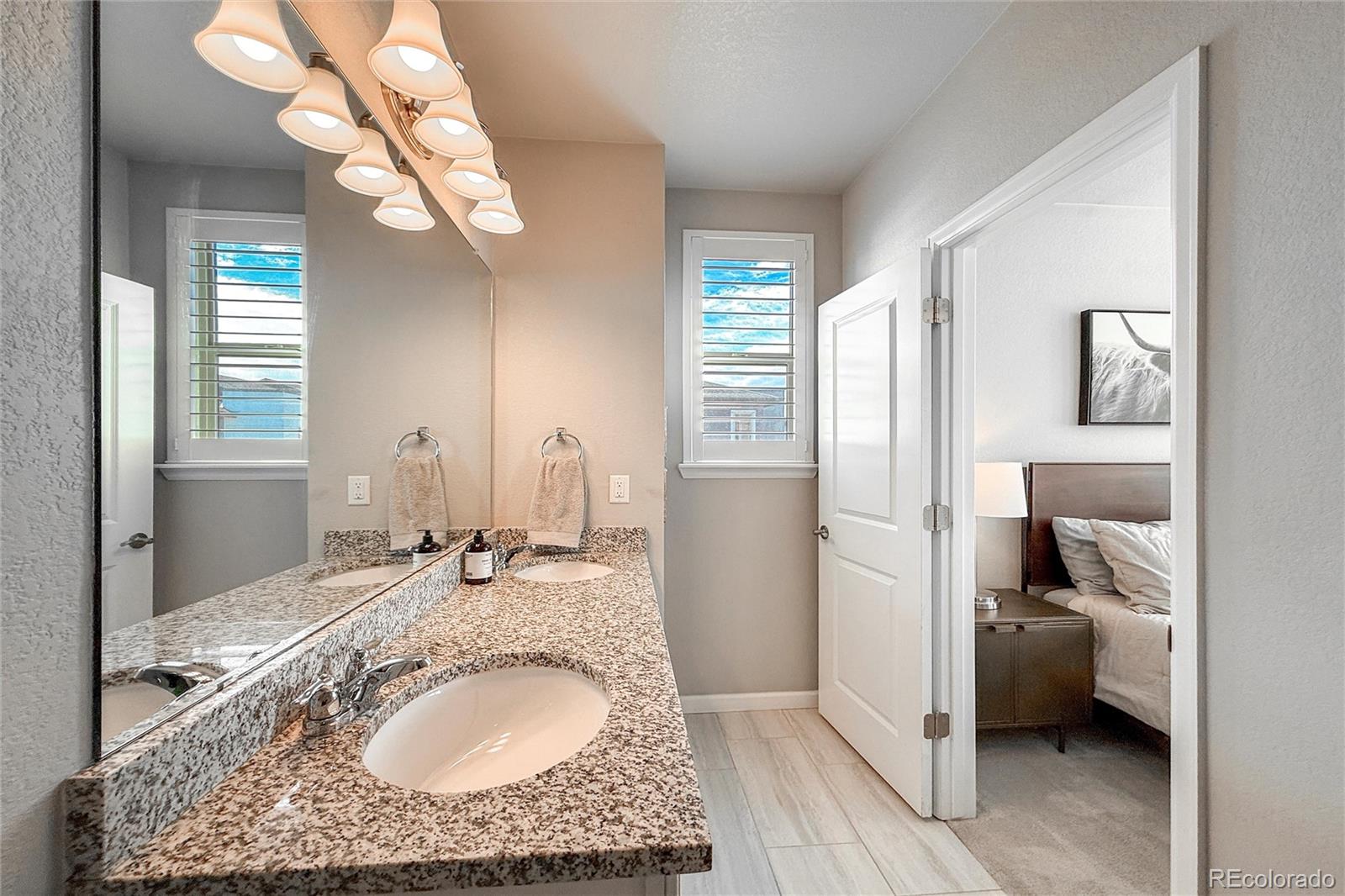 MLS Image #15 for 4140 e warren avenue,denver, Colorado