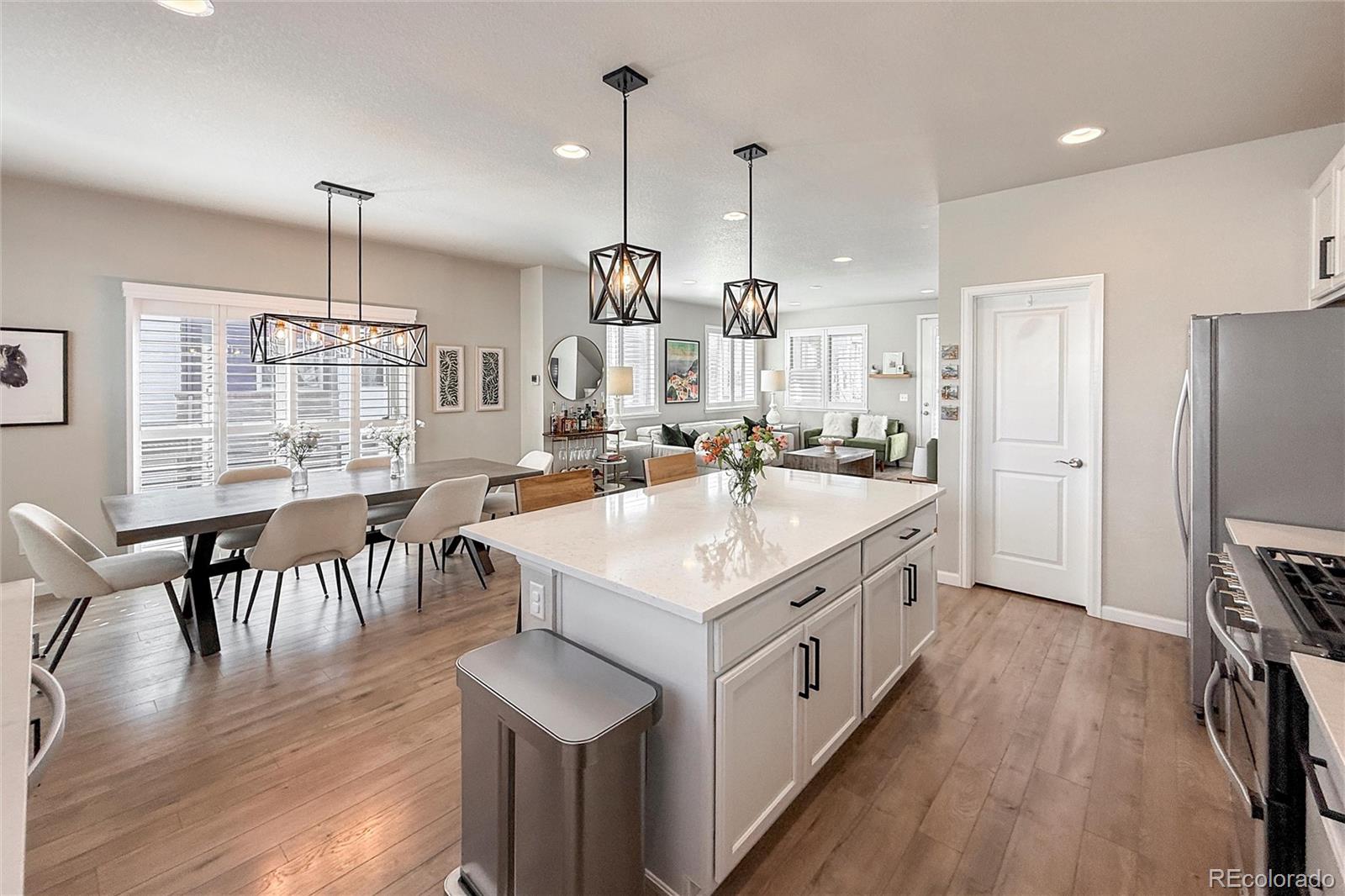 MLS Image #7 for 4140 e warren avenue,denver, Colorado