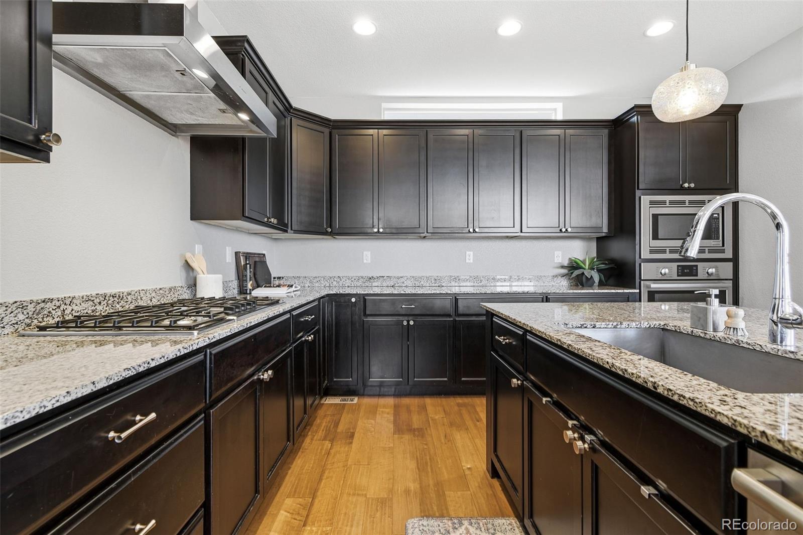 MLS Image #13 for 5490  trenton street,denver, Colorado