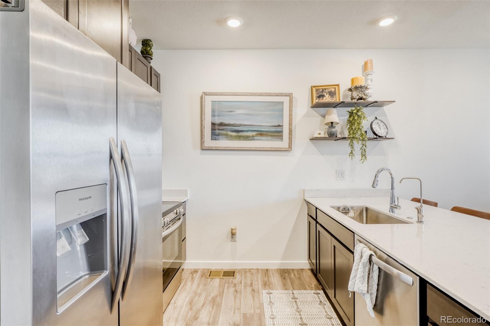 MLS Image #10 for 2003 s gold bug way ,aurora, Colorado