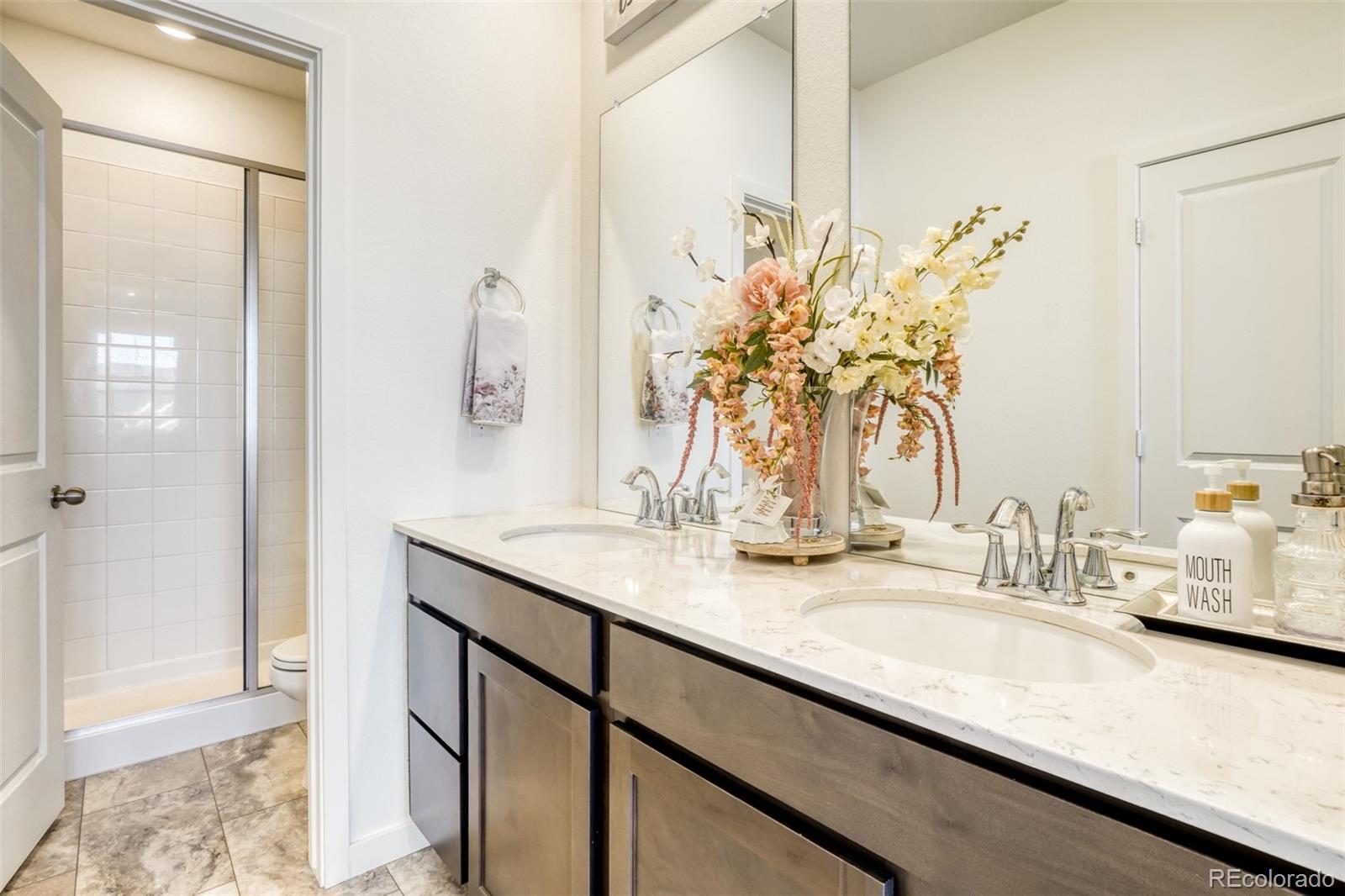 MLS Image #22 for 2003 s gold bug way ,aurora, Colorado