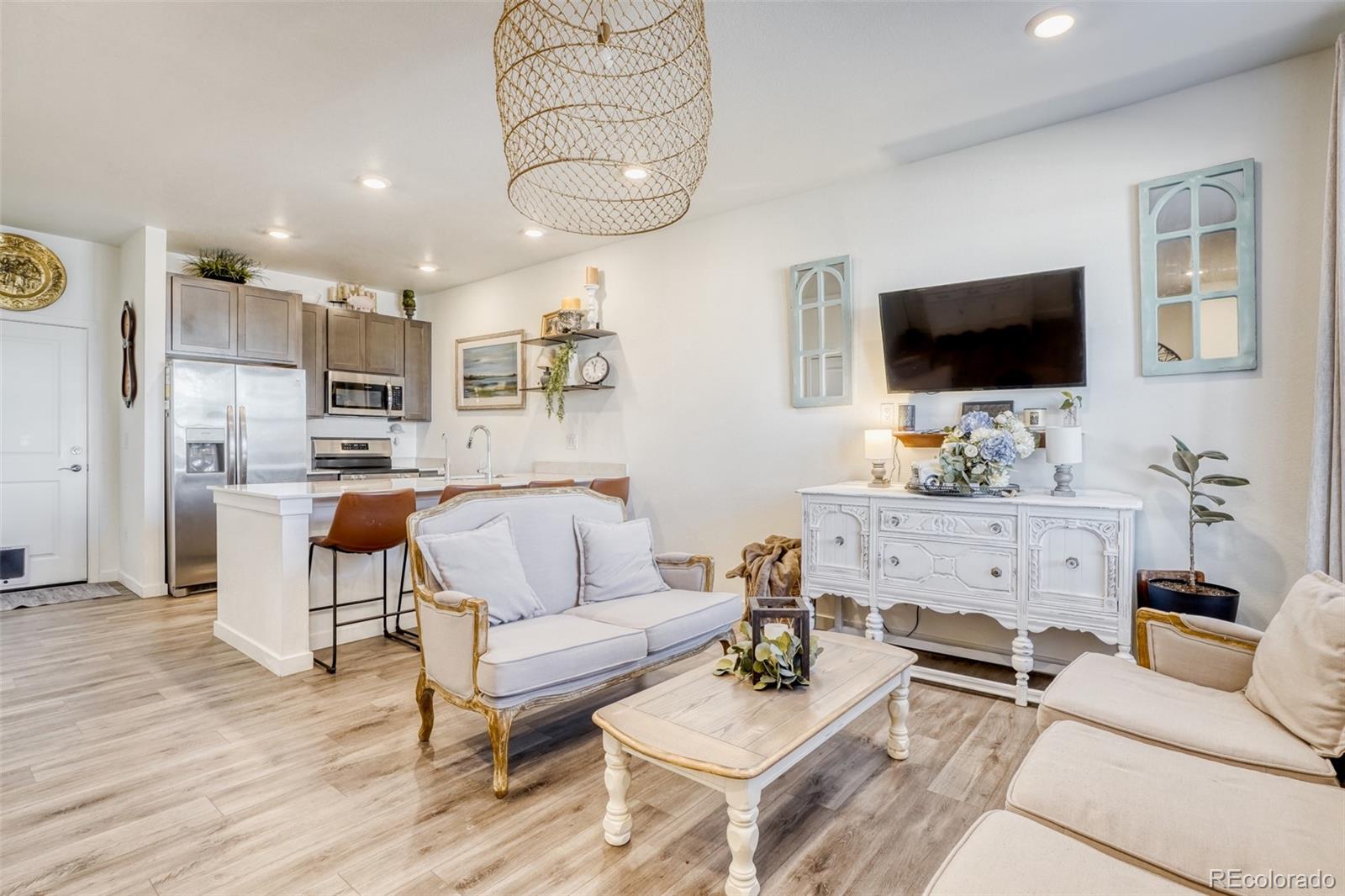 MLS Image #4 for 2003 s gold bug way ,aurora, Colorado