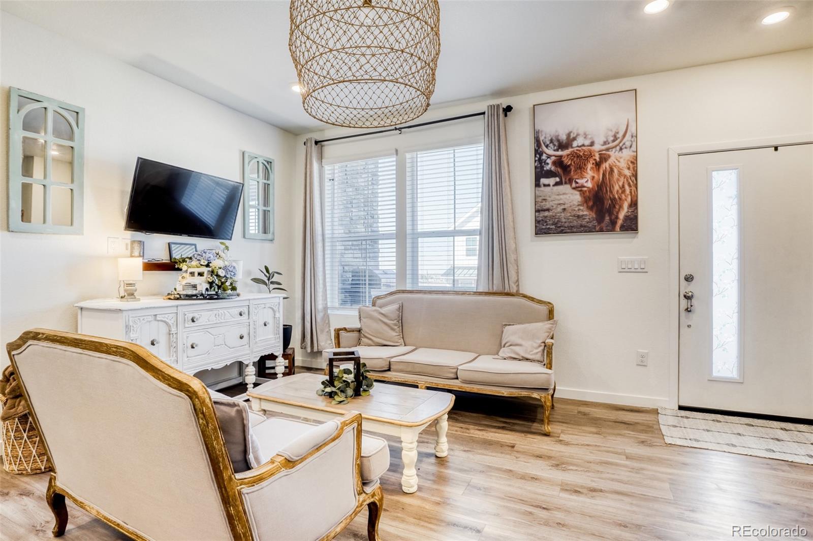 MLS Image #5 for 2003 s gold bug way ,aurora, Colorado
