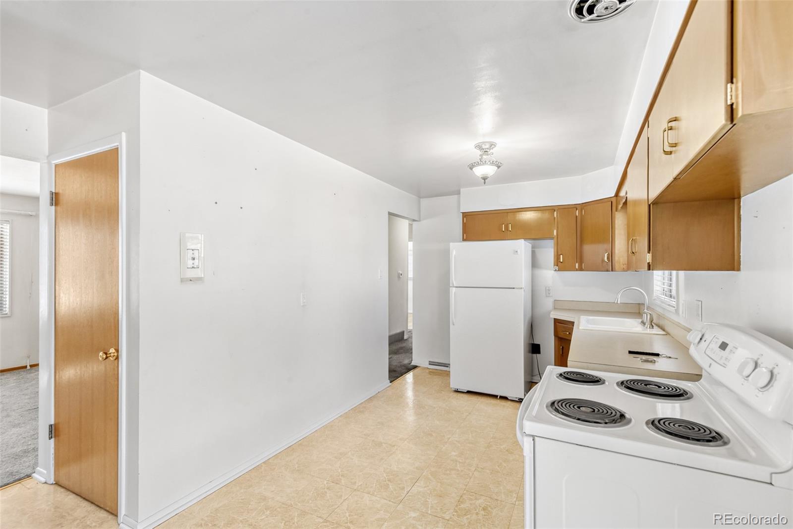 MLS Image #12 for 451  lansing street,aurora, Colorado