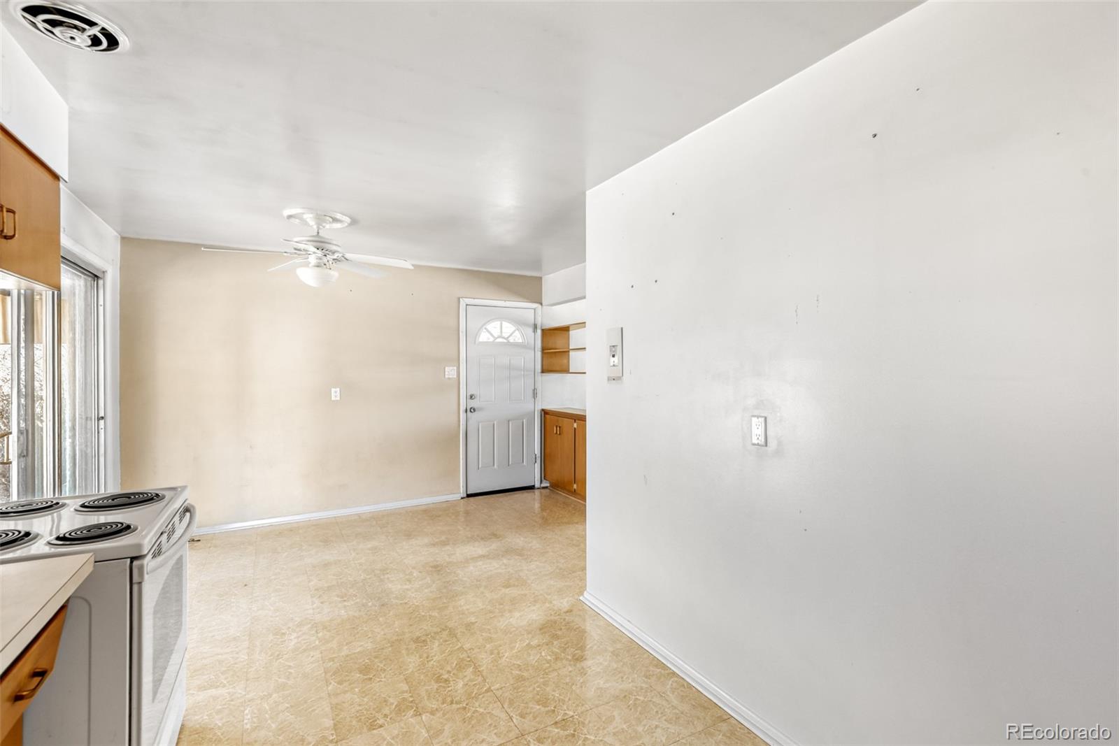 MLS Image #14 for 451  lansing street,aurora, Colorado