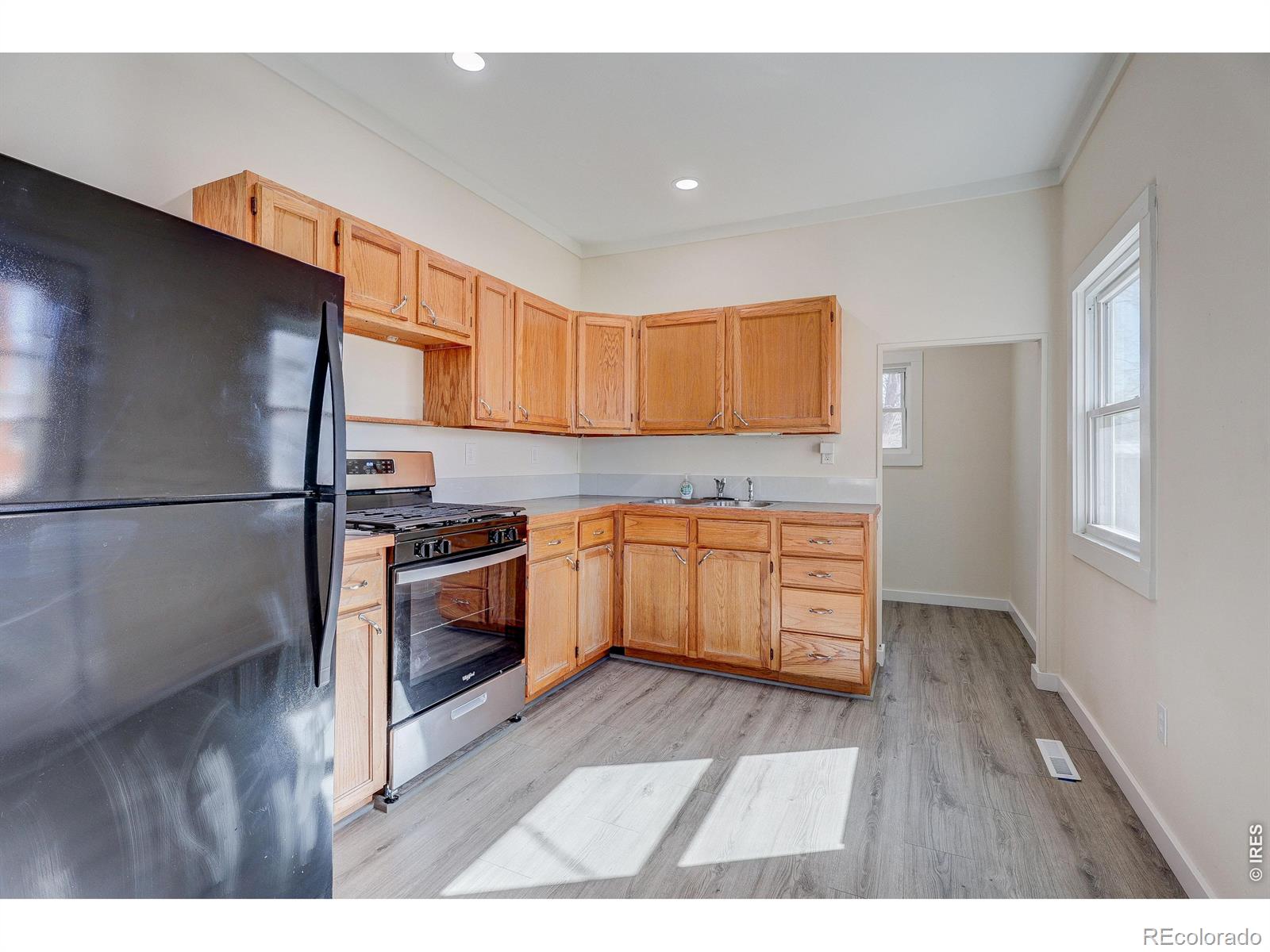 MLS Image #12 for 655  albany avenue,loveland, Colorado