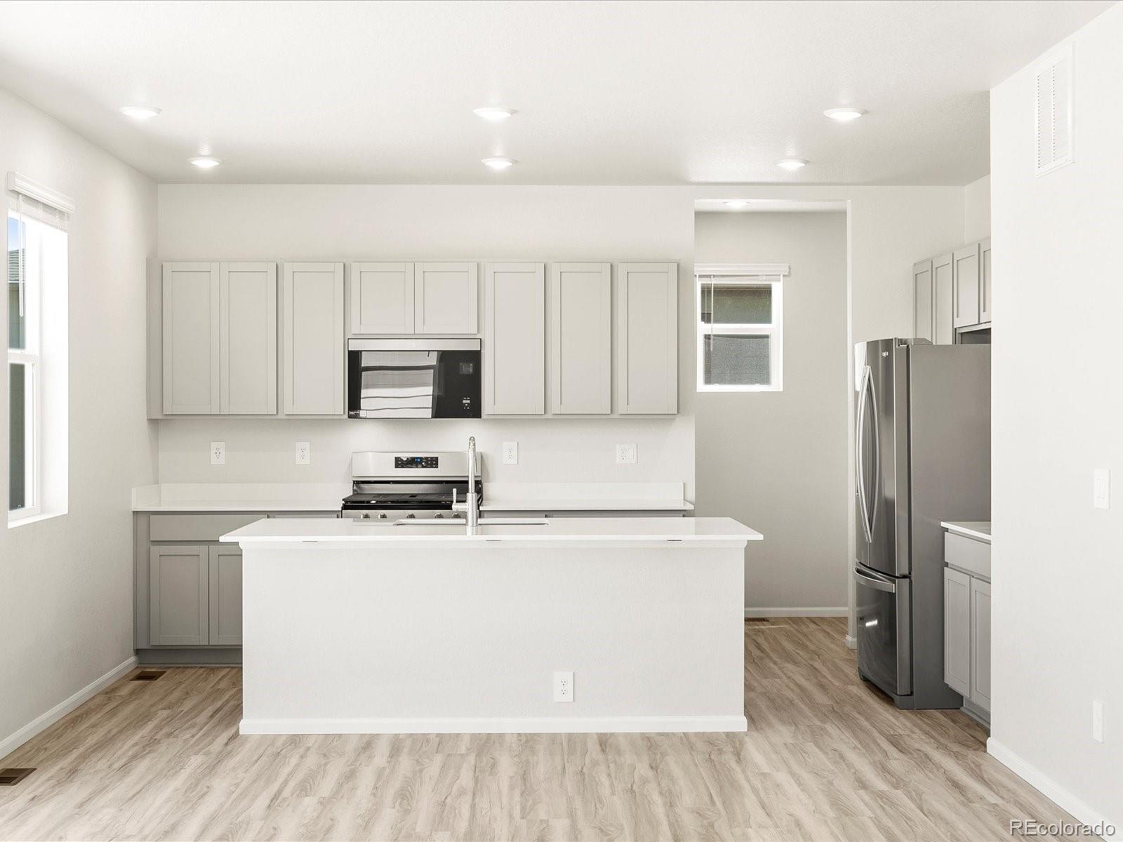 MLS Image #8 for 1601  colorado river drive,windsor, Colorado