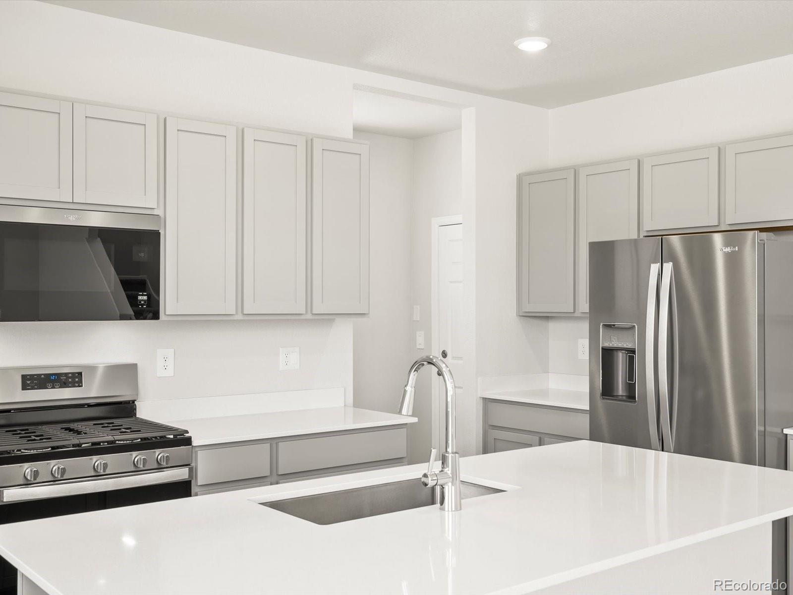 MLS Image #9 for 1601  colorado river drive,windsor, Colorado