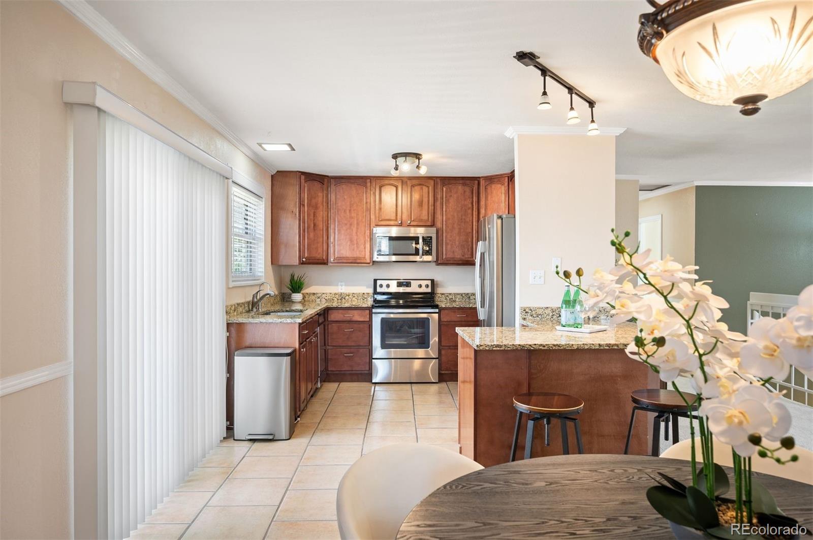 MLS Image #6 for 4933 w radcliff avenue,denver, Colorado