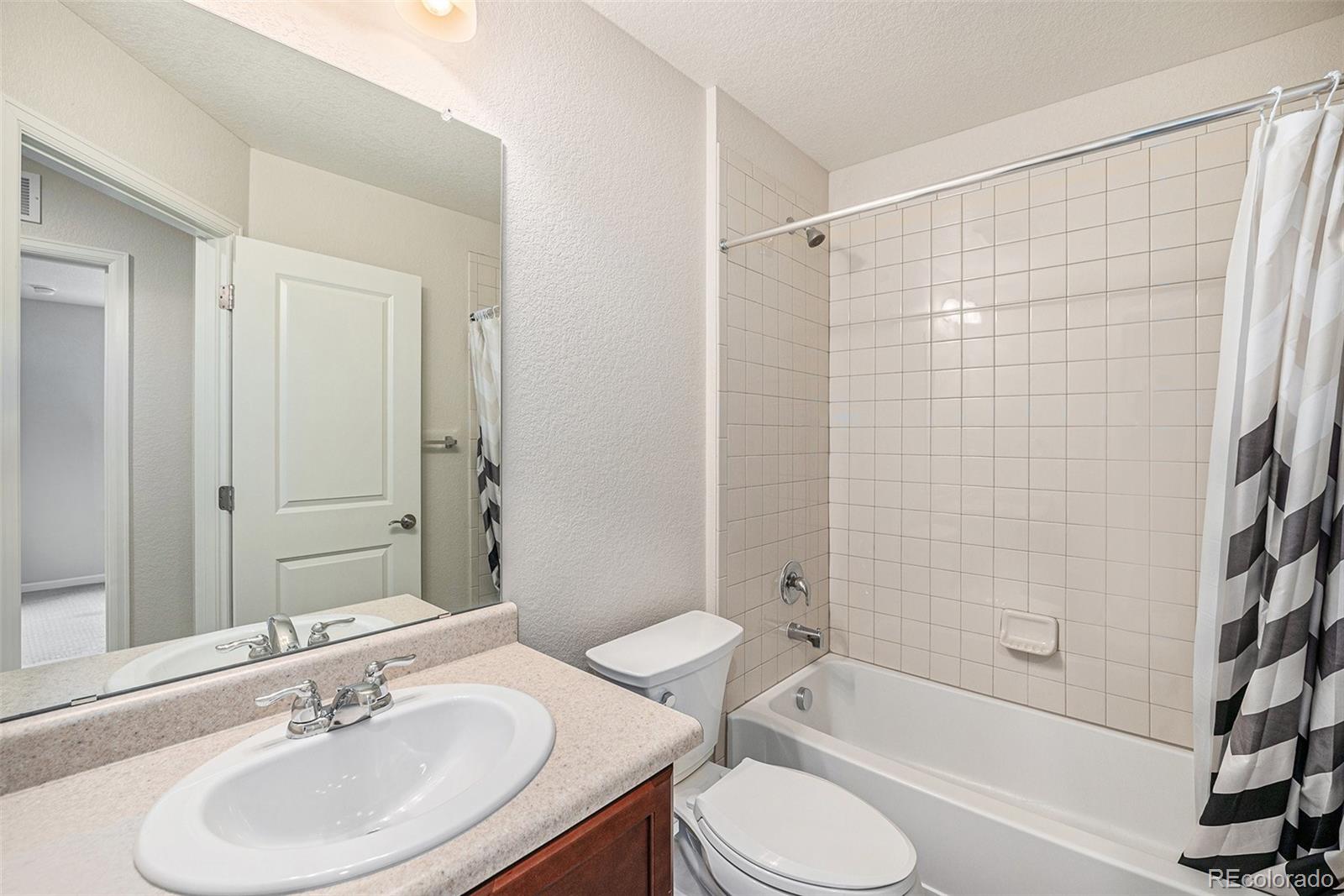 MLS Image #12 for 12774  leyden st  d,thornton, Colorado