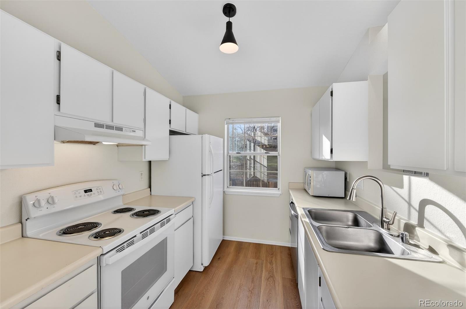 MLS Image #8 for 409 w jamison circle,littleton, Colorado