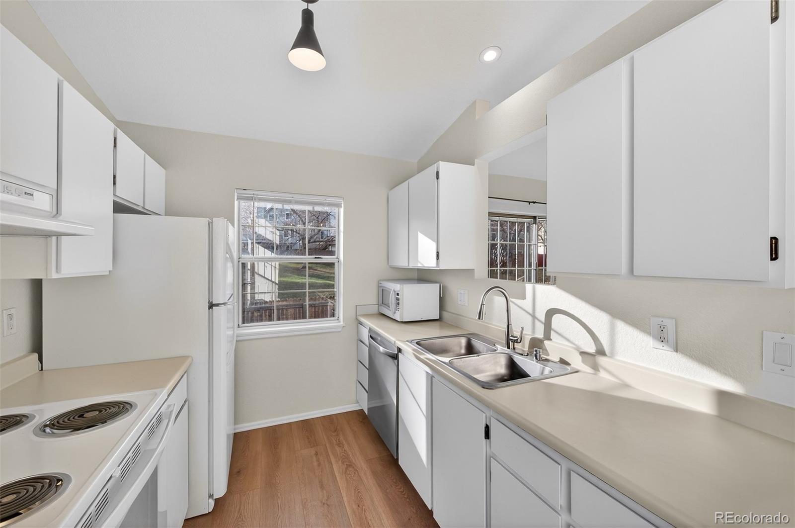 MLS Image #9 for 409 w jamison circle,littleton, Colorado
