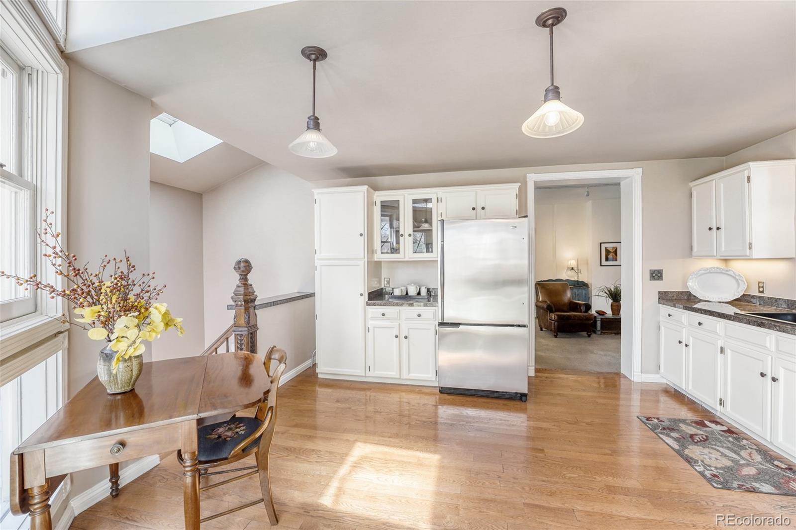 MLS Image #13 for 920  olive street,denver, Colorado
