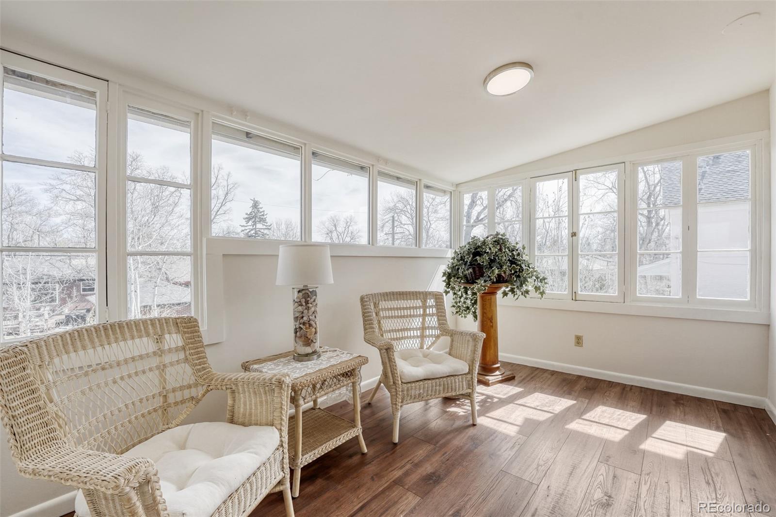 MLS Image #29 for 920  olive street,denver, Colorado