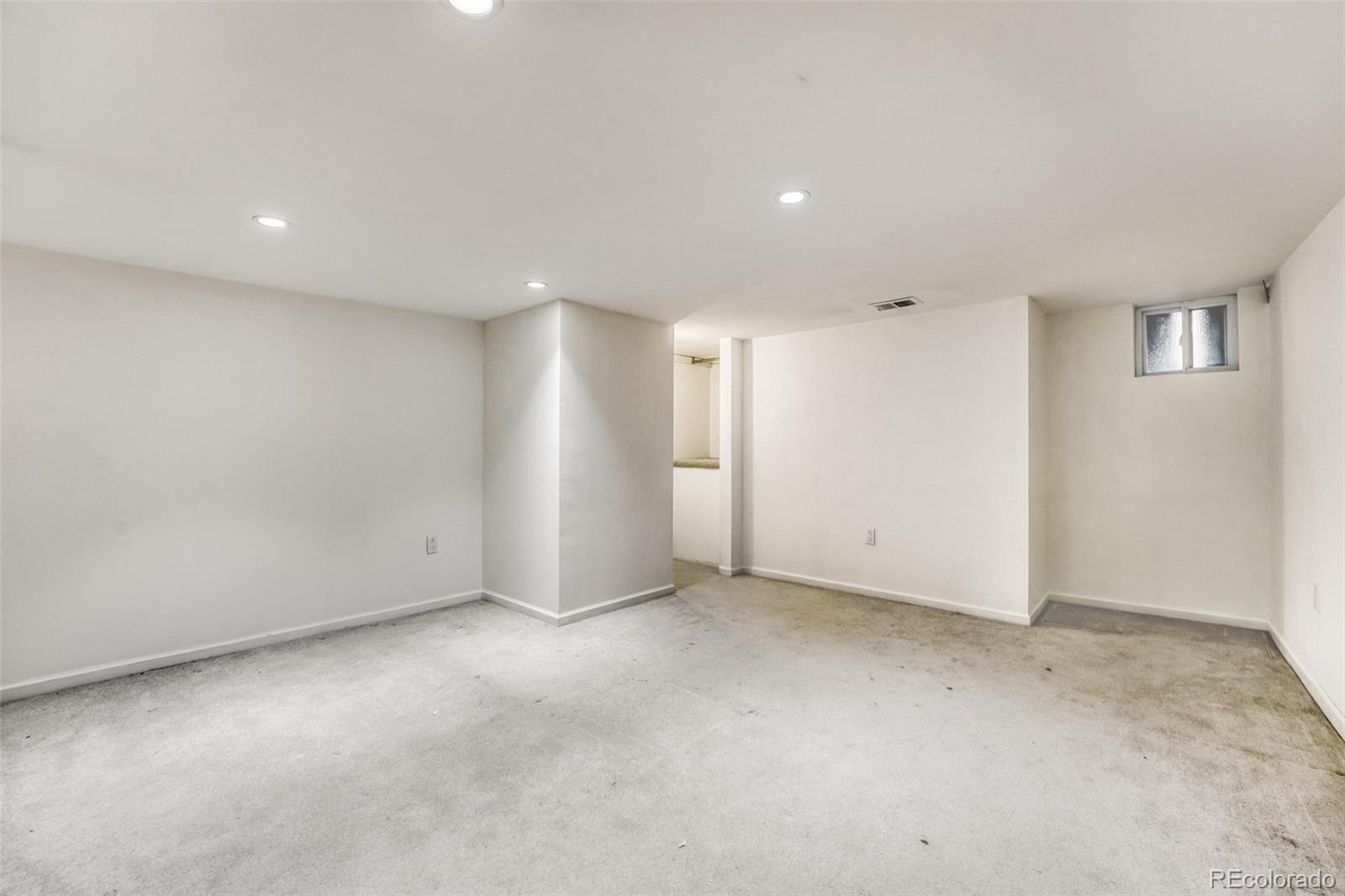 MLS Image #31 for 920  olive street,denver, Colorado